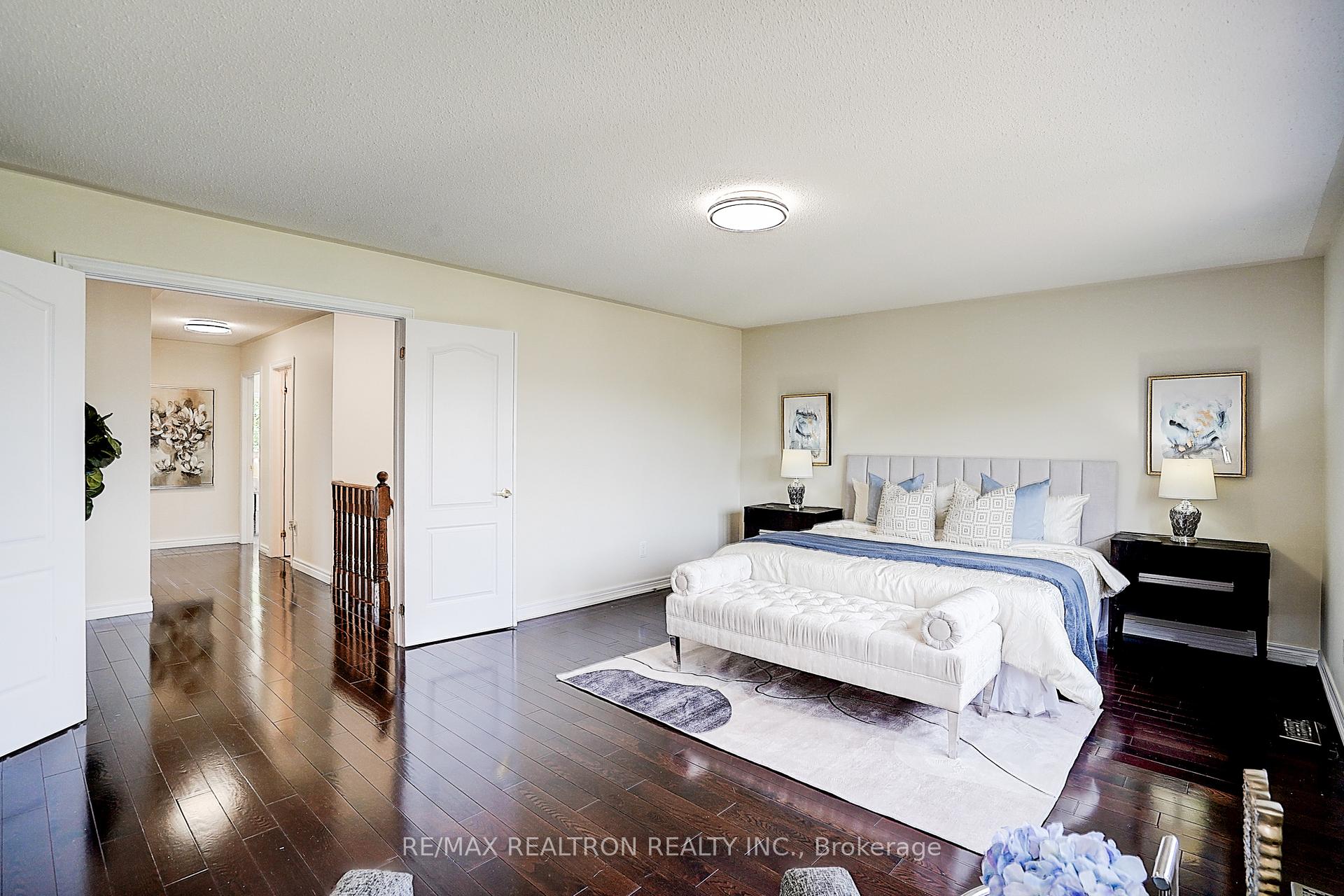Photo 28 of 346 Autumn Hill Boulevard, Vaughan, Patterson — HOMEH