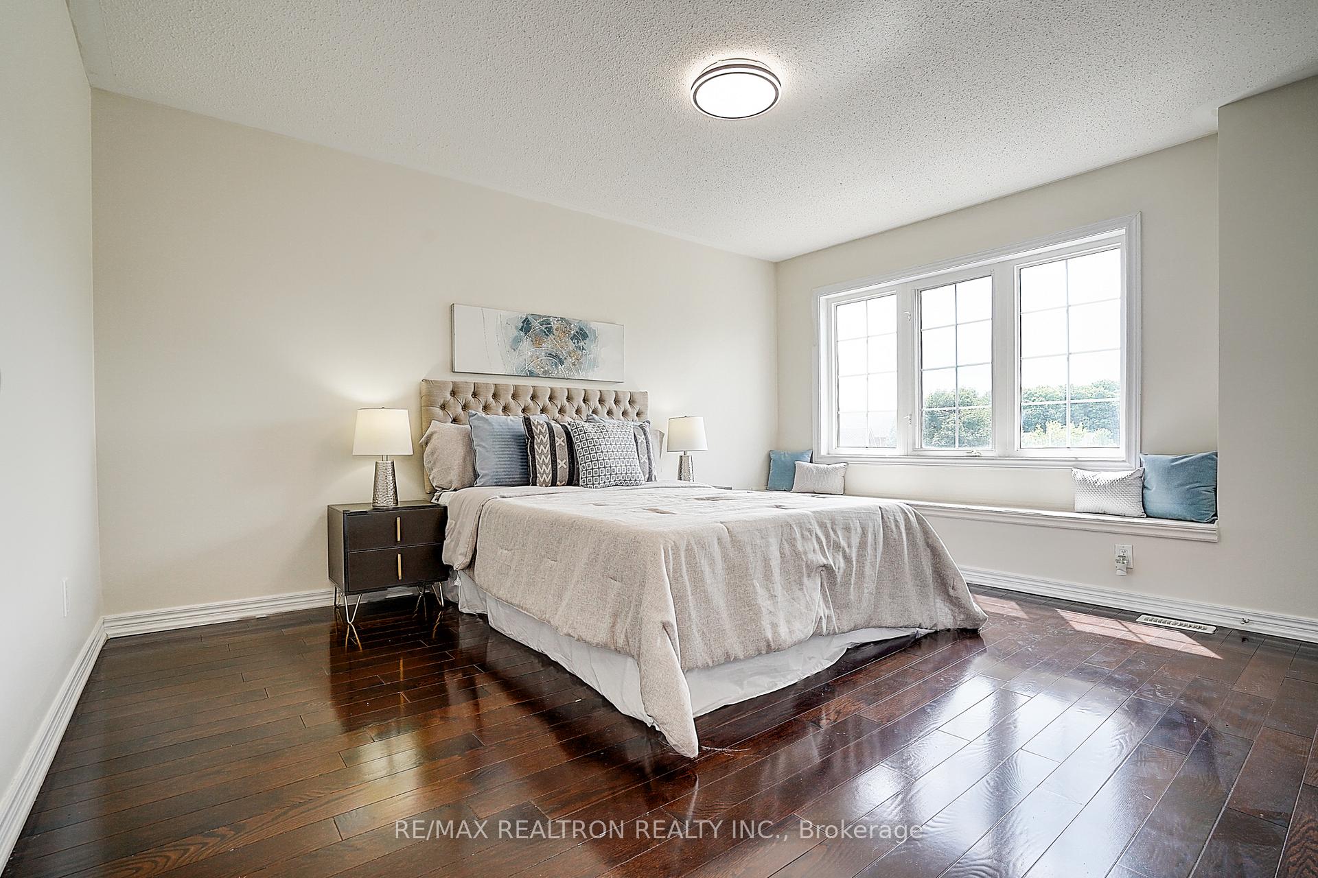 Photo 34 of 346 Autumn Hill Boulevard, Vaughan, Patterson — HOMEH