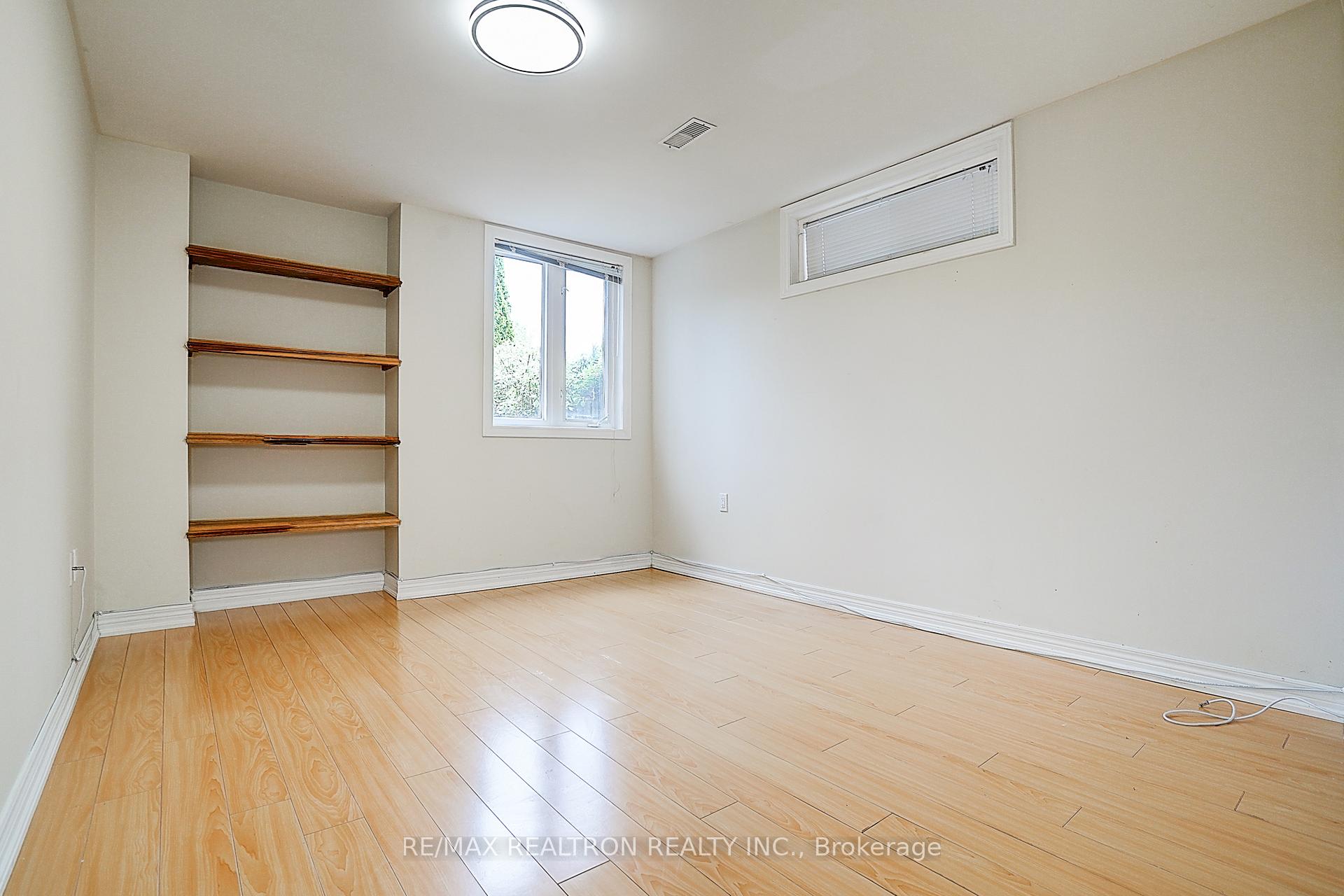 Photo 44 of 346 Autumn Hill Boulevard, Vaughan, Patterson — HOMEH