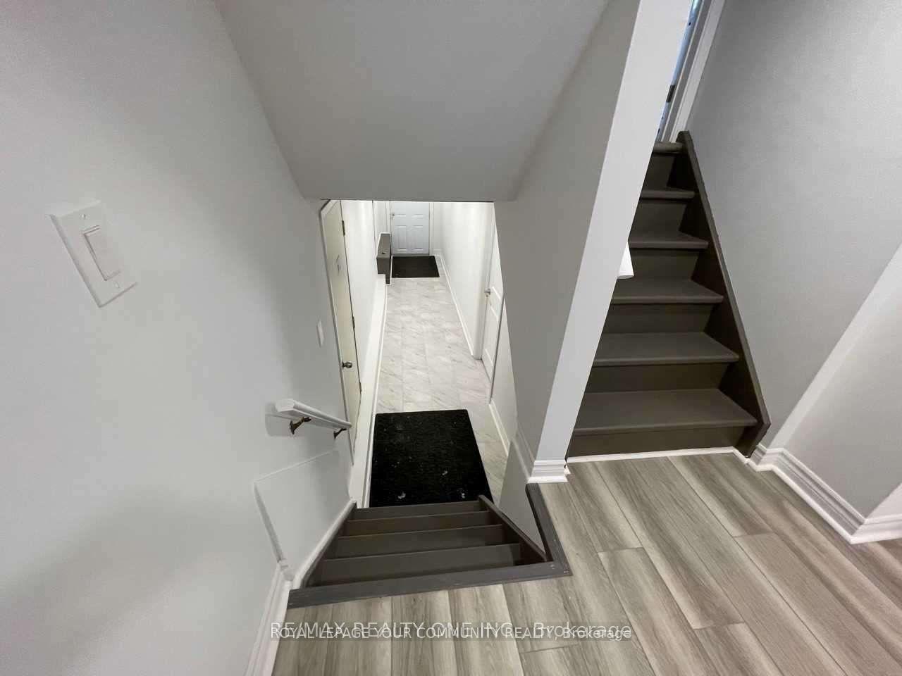 Photo 2 of 47 Guthrie Crescent, Whitby, Lynde Creek — HOMEH