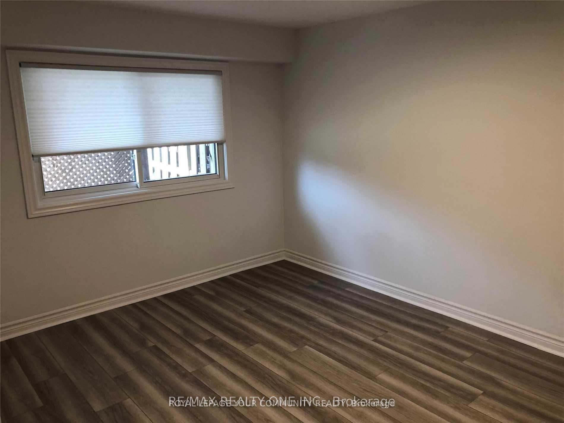 Photo 4 of 47 Guthrie Crescent, Whitby, Lynde Creek — HOMEH