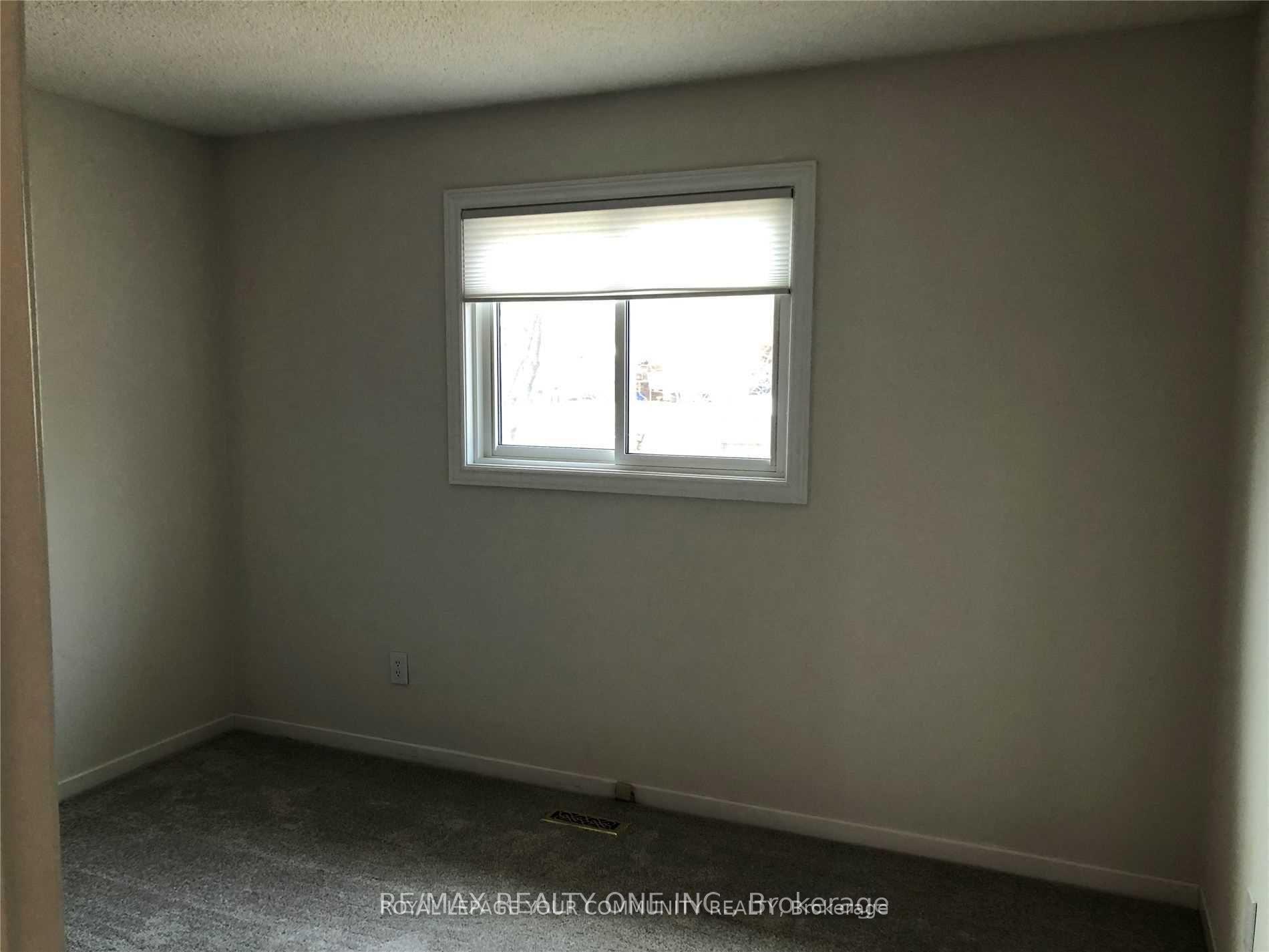 Photo 11 of 47 Guthrie Crescent, Whitby, Lynde Creek — HOMEH