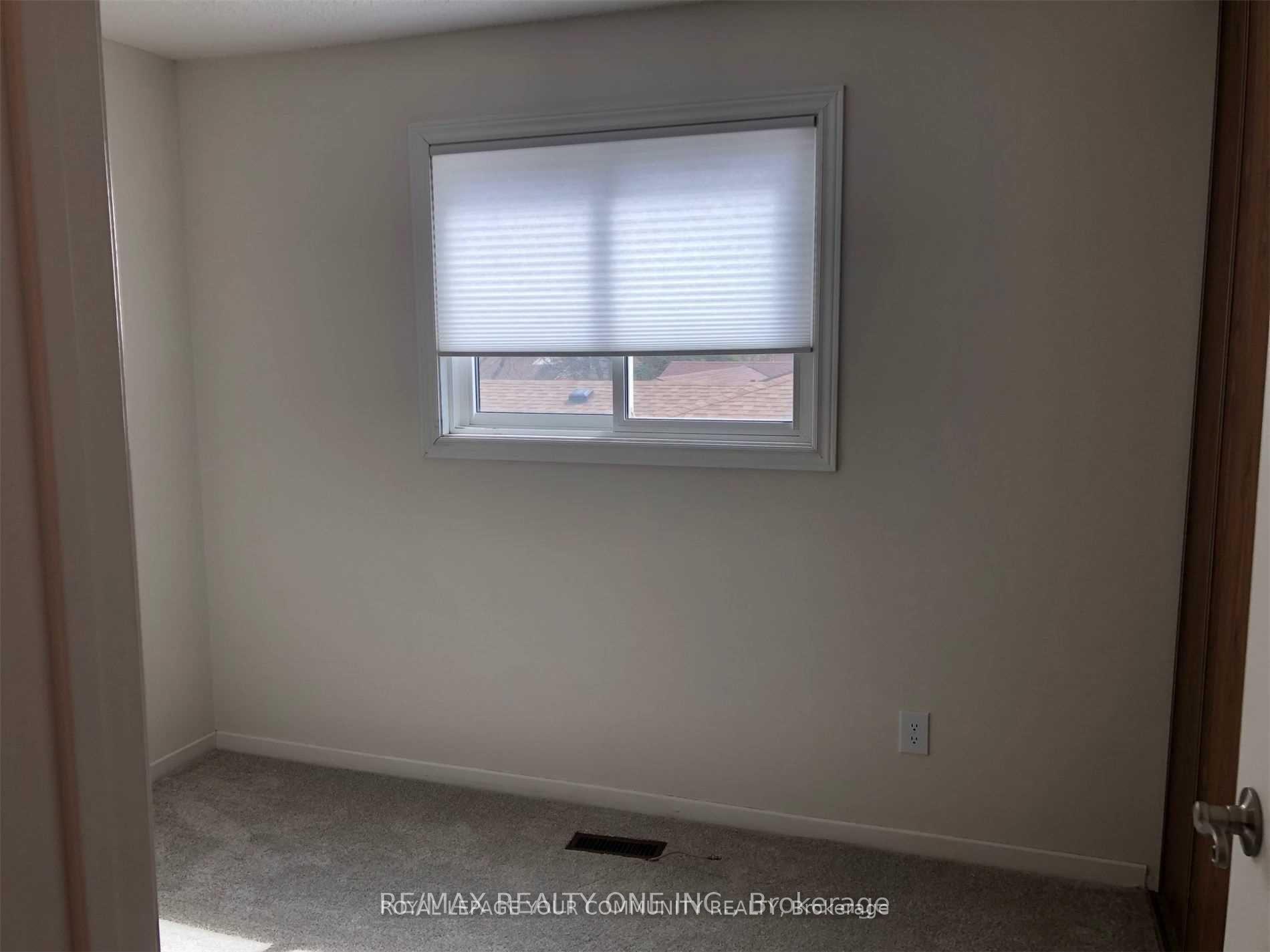 Photo 12 of 47 Guthrie Crescent, Whitby, Lynde Creek — HOMEH