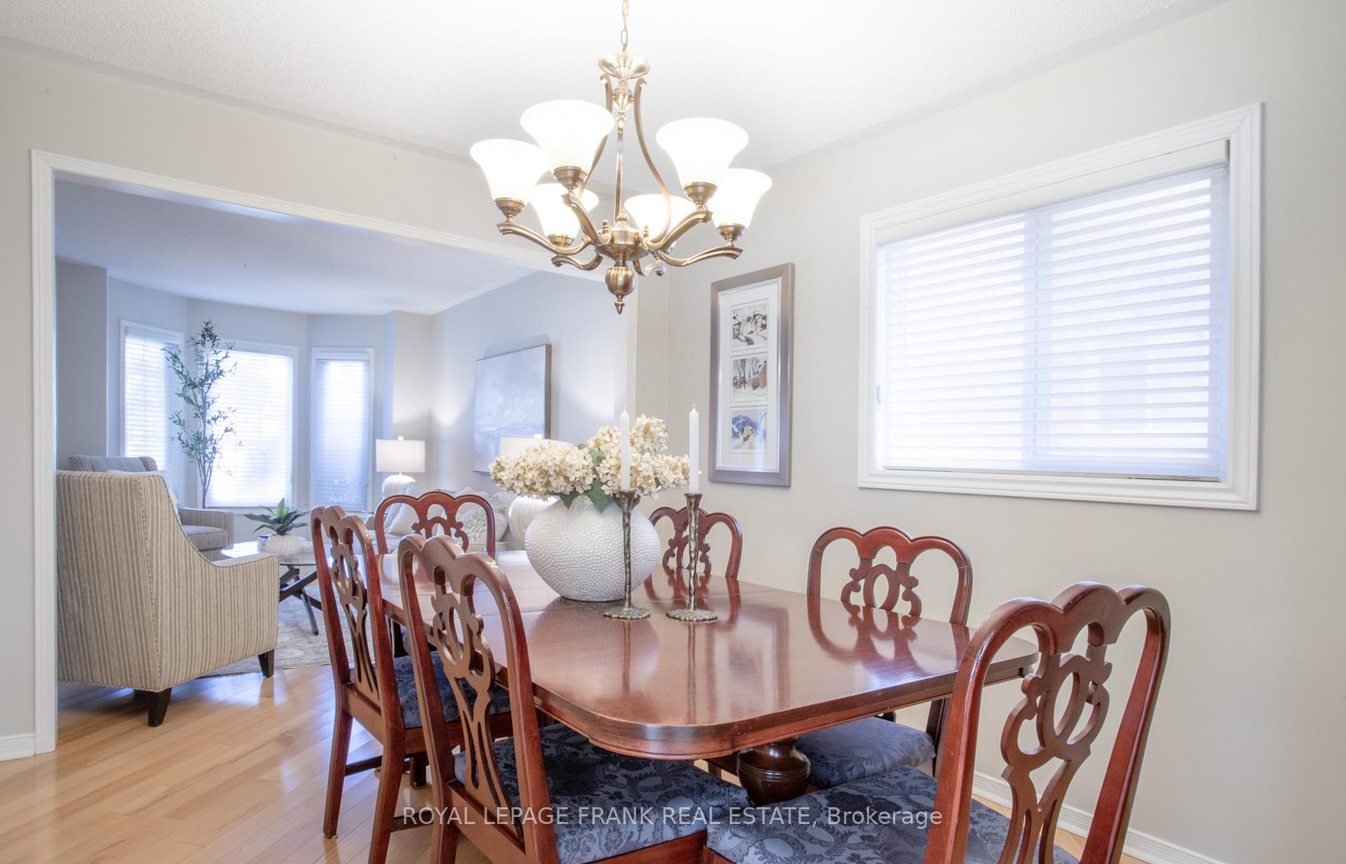 Photo 11 of 39 Winterberry Drive, Whitby, Rolling Acres — HOMEH