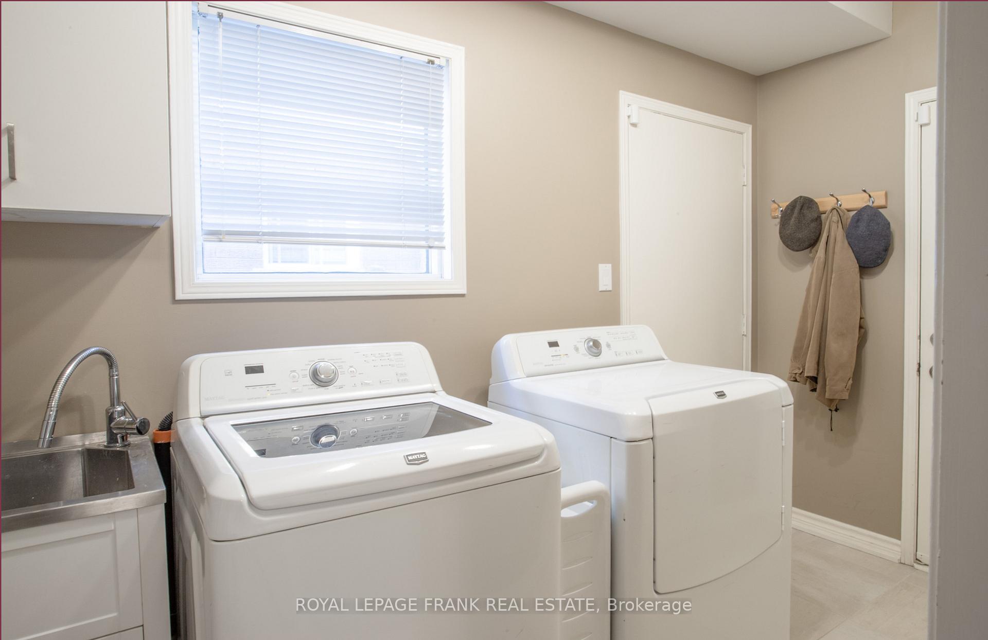 Photo 22 of 39 Winterberry Drive, Whitby, Rolling Acres — HOMEH