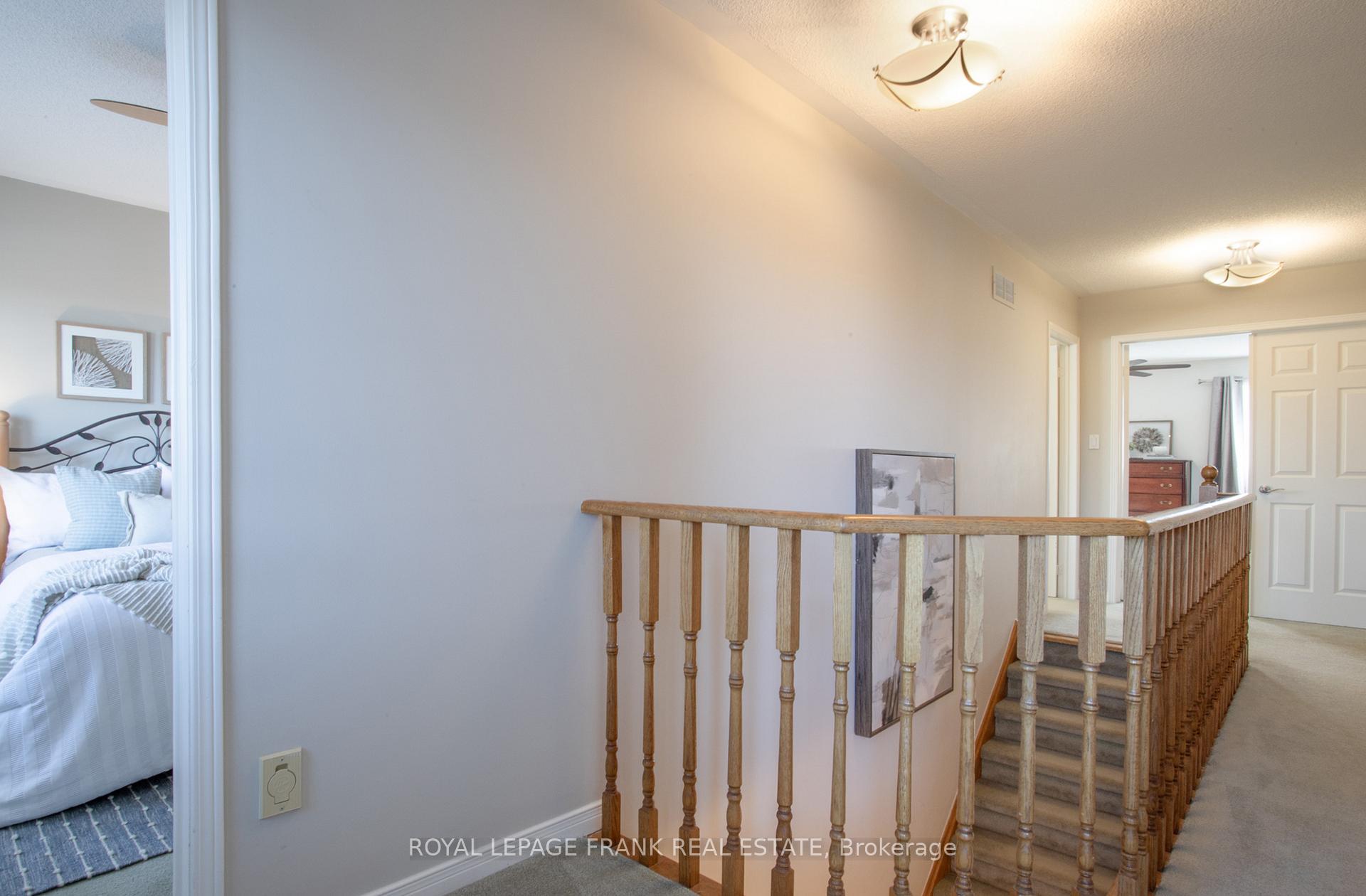 Photo 29 of 39 Winterberry Drive, Whitby, Rolling Acres — HOMEH