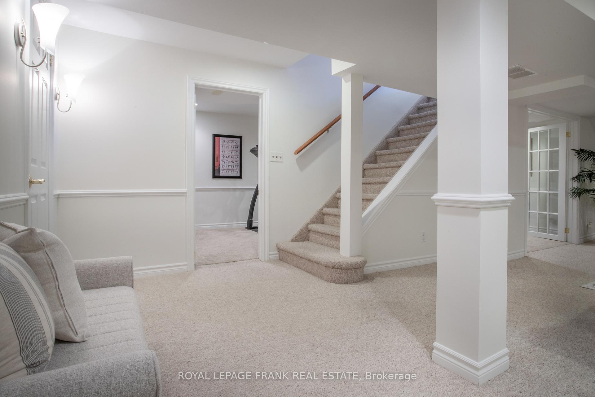 Photo 38 of 39 Winterberry Drive, Whitby, Rolling Acres — HOMEH