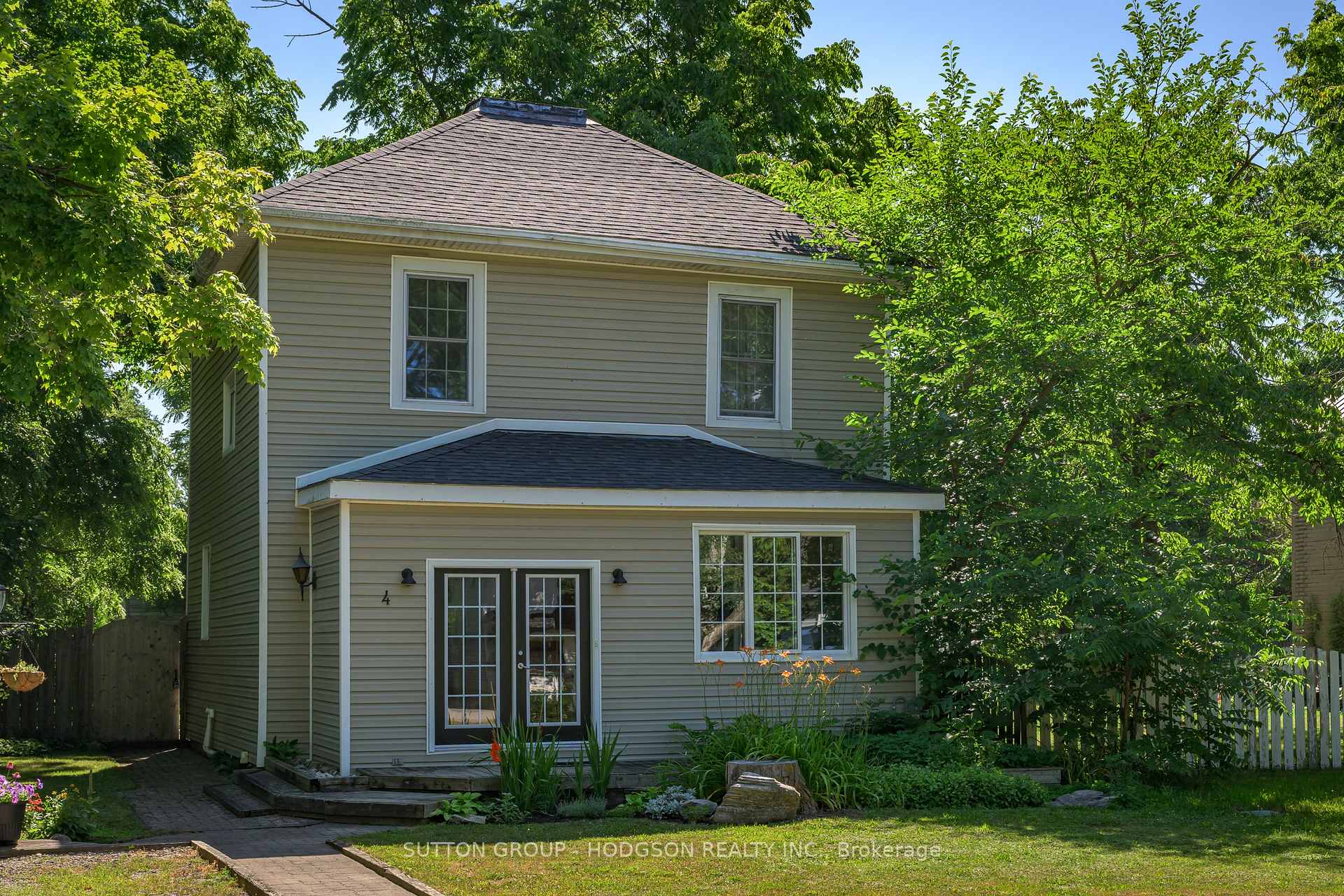 Photo 1 of 4 Louisa Street, Bluewater, Bayfield — HOMEH