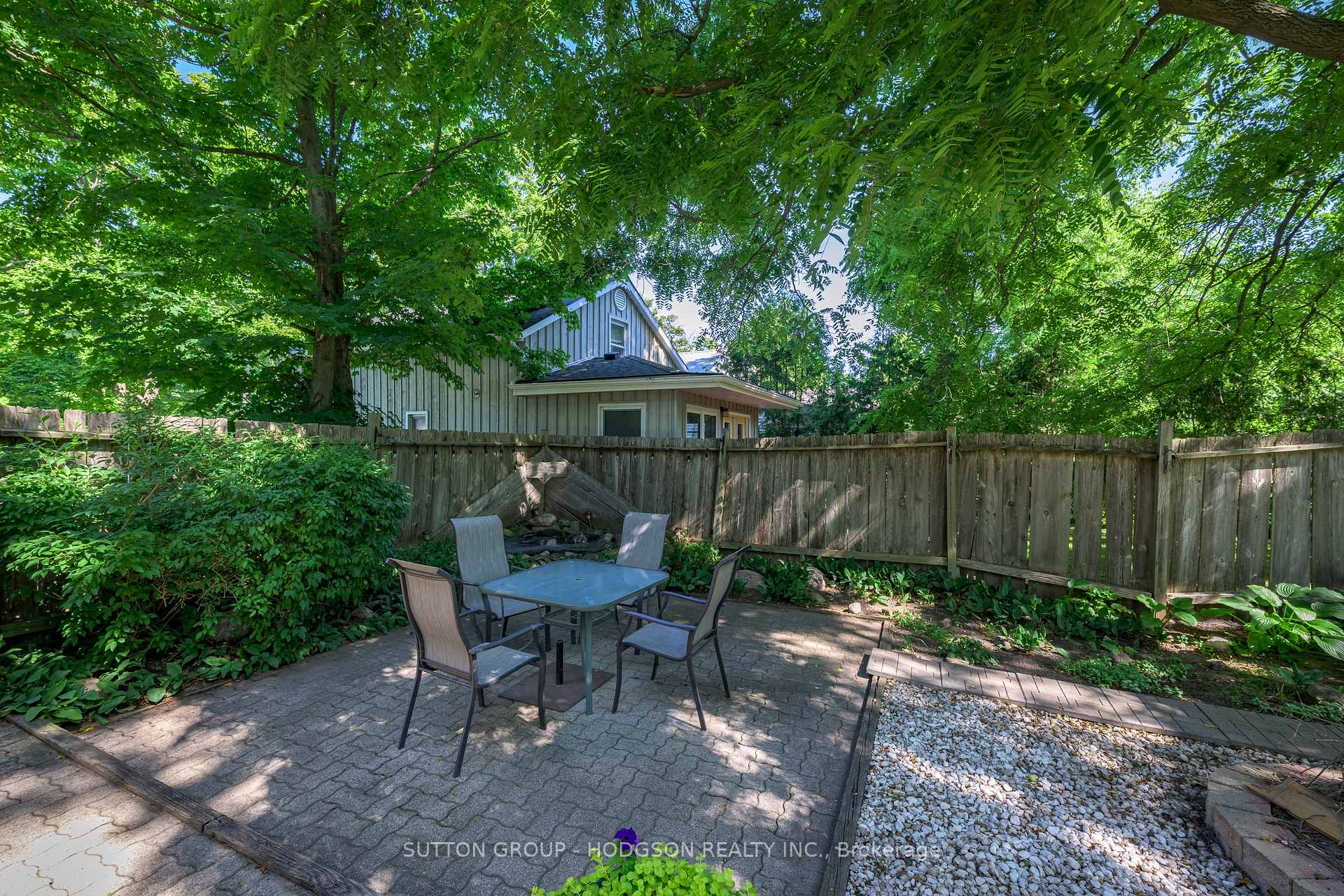 Photo 3 of 4 Louisa Street, Bluewater, Bayfield — HOMEH