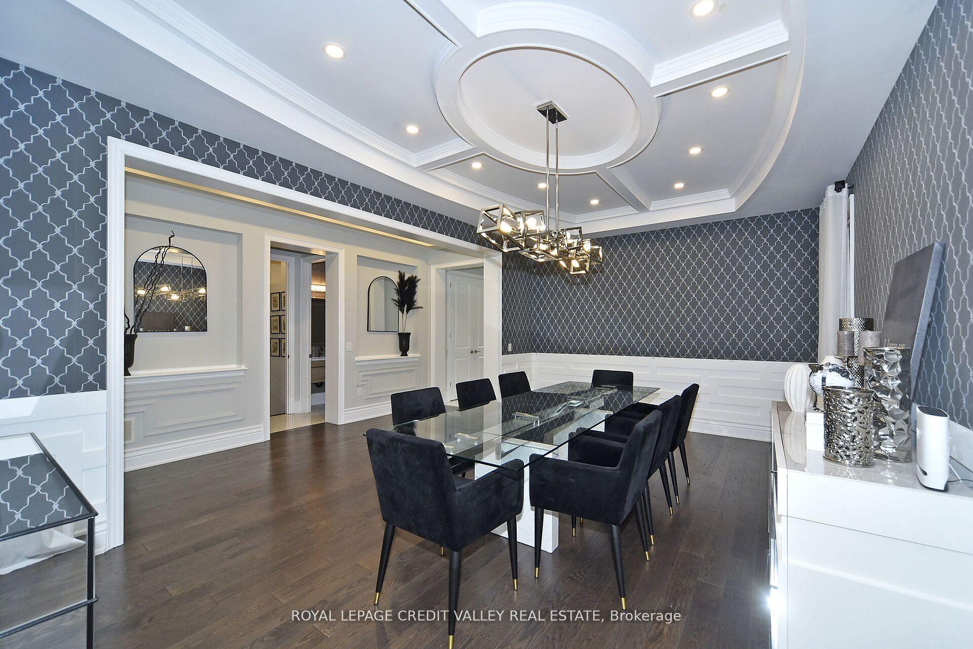 Photo 10 of 47 Nave Street, Vaughan, Kleinburg — HOMEH