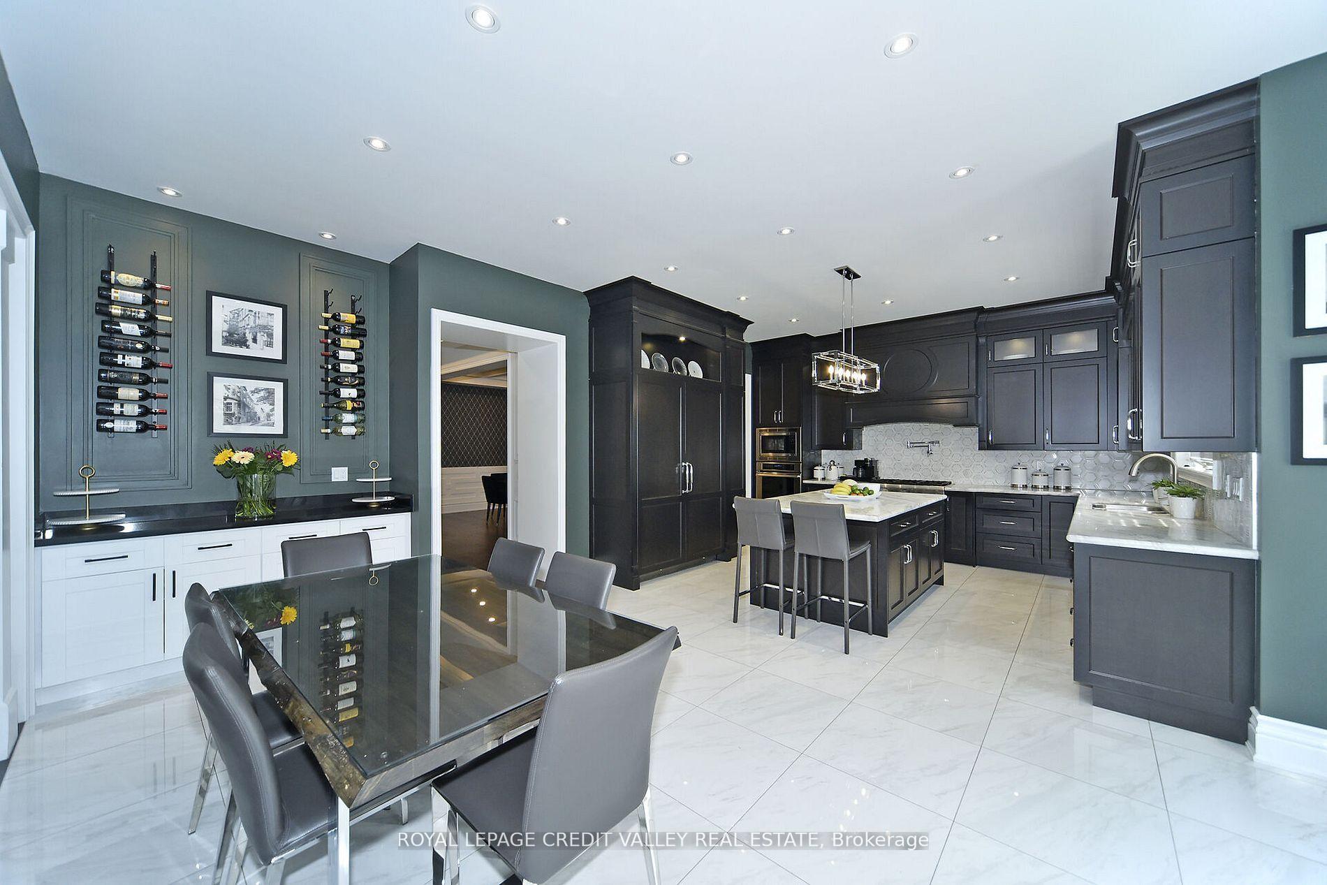 Photo 11 of 47 Nave Street, Vaughan, Kleinburg — HOMEH