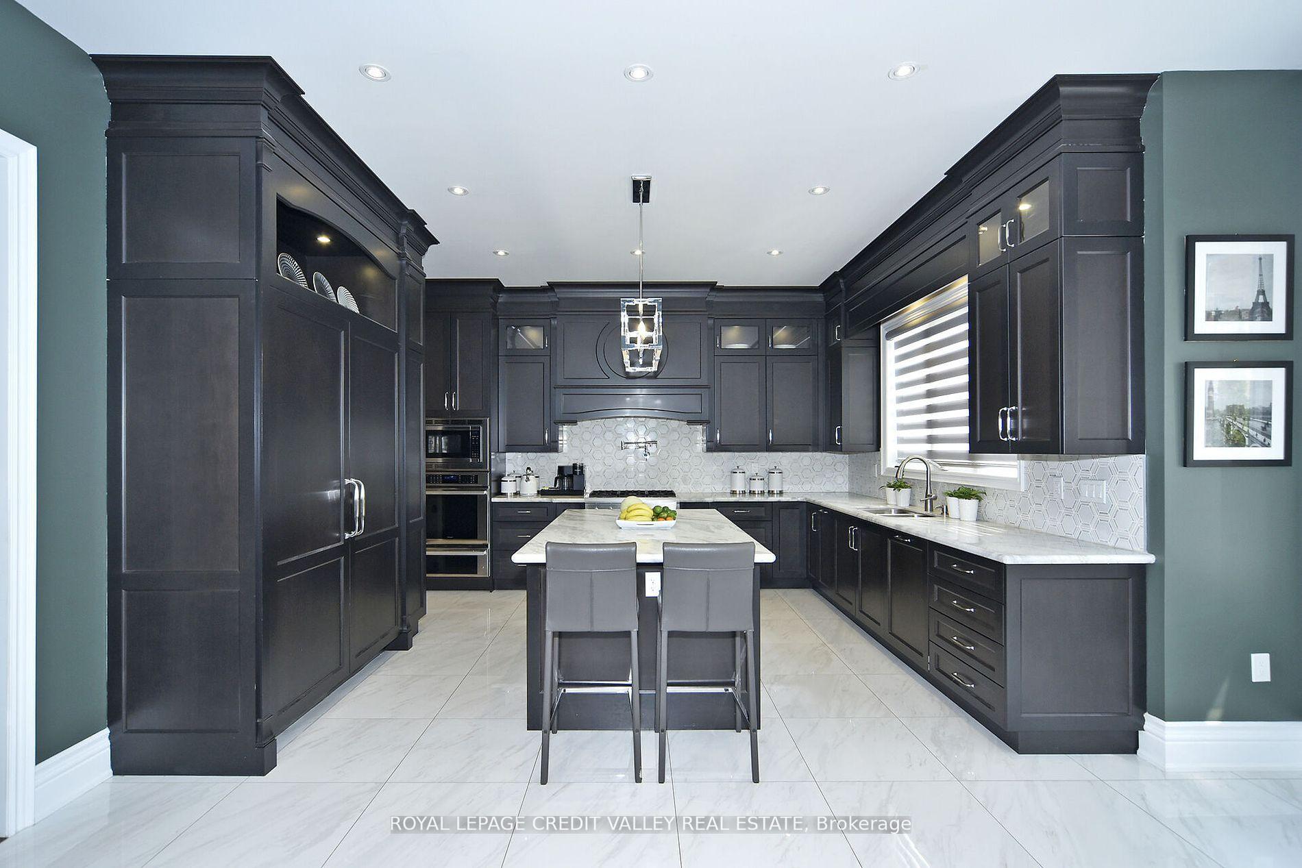 Photo 12 of 47 Nave Street, Vaughan, Kleinburg — HOMEH
