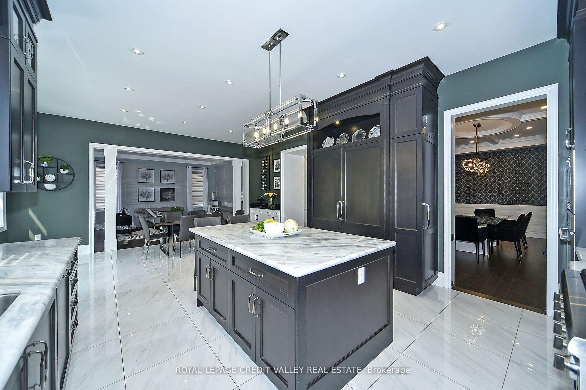 Photo 15 of 47 Nave Street, Vaughan, Kleinburg — HOMEH