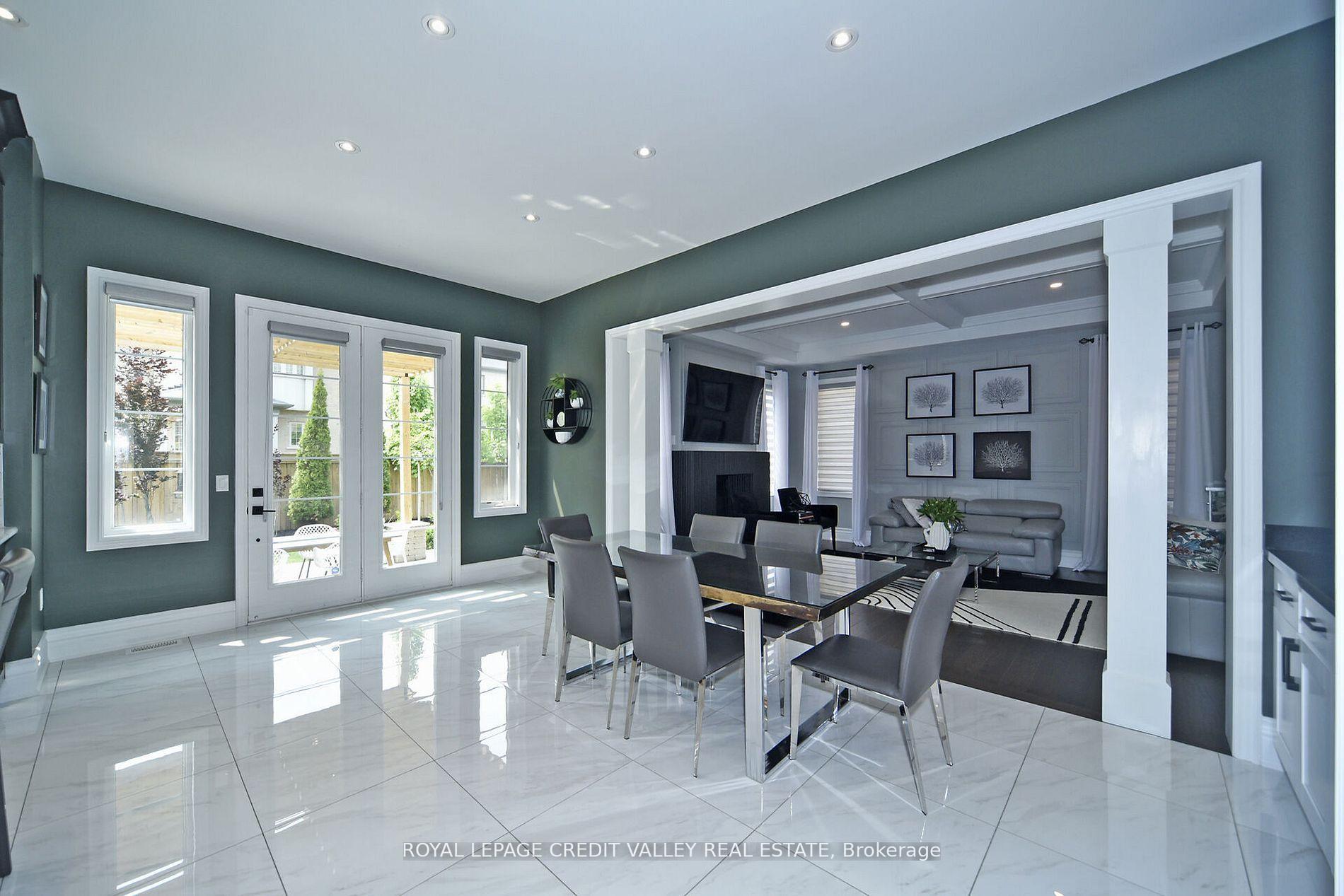 Photo 16 of 47 Nave Street, Vaughan, Kleinburg — HOMEH