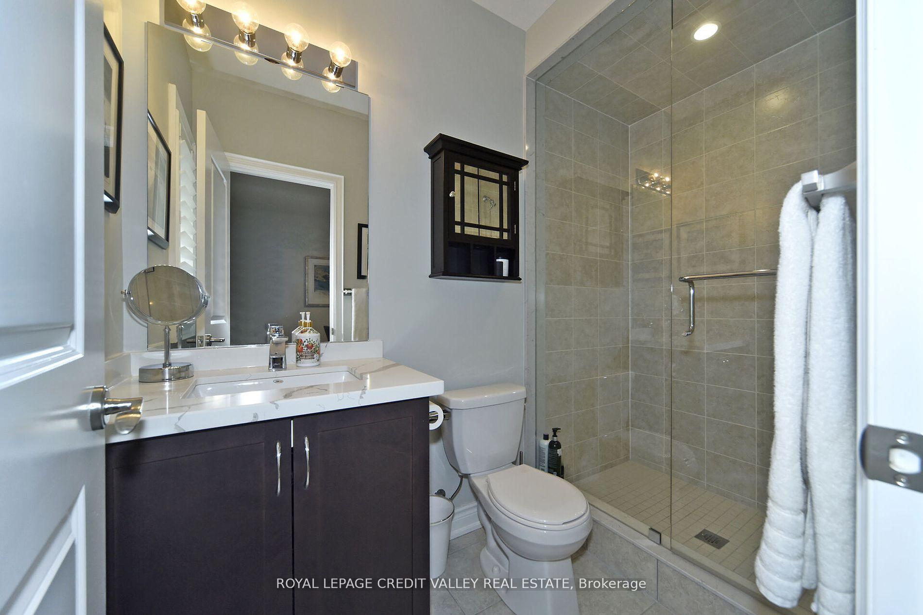 Photo 25 of 47 Nave Street, Vaughan, Kleinburg — HOMEH