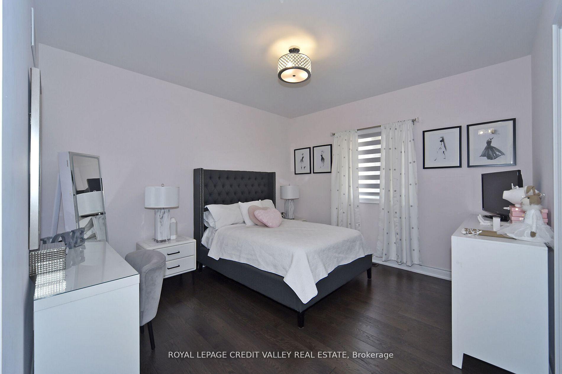Photo 29 of 47 Nave Street, Vaughan, Kleinburg — HOMEH