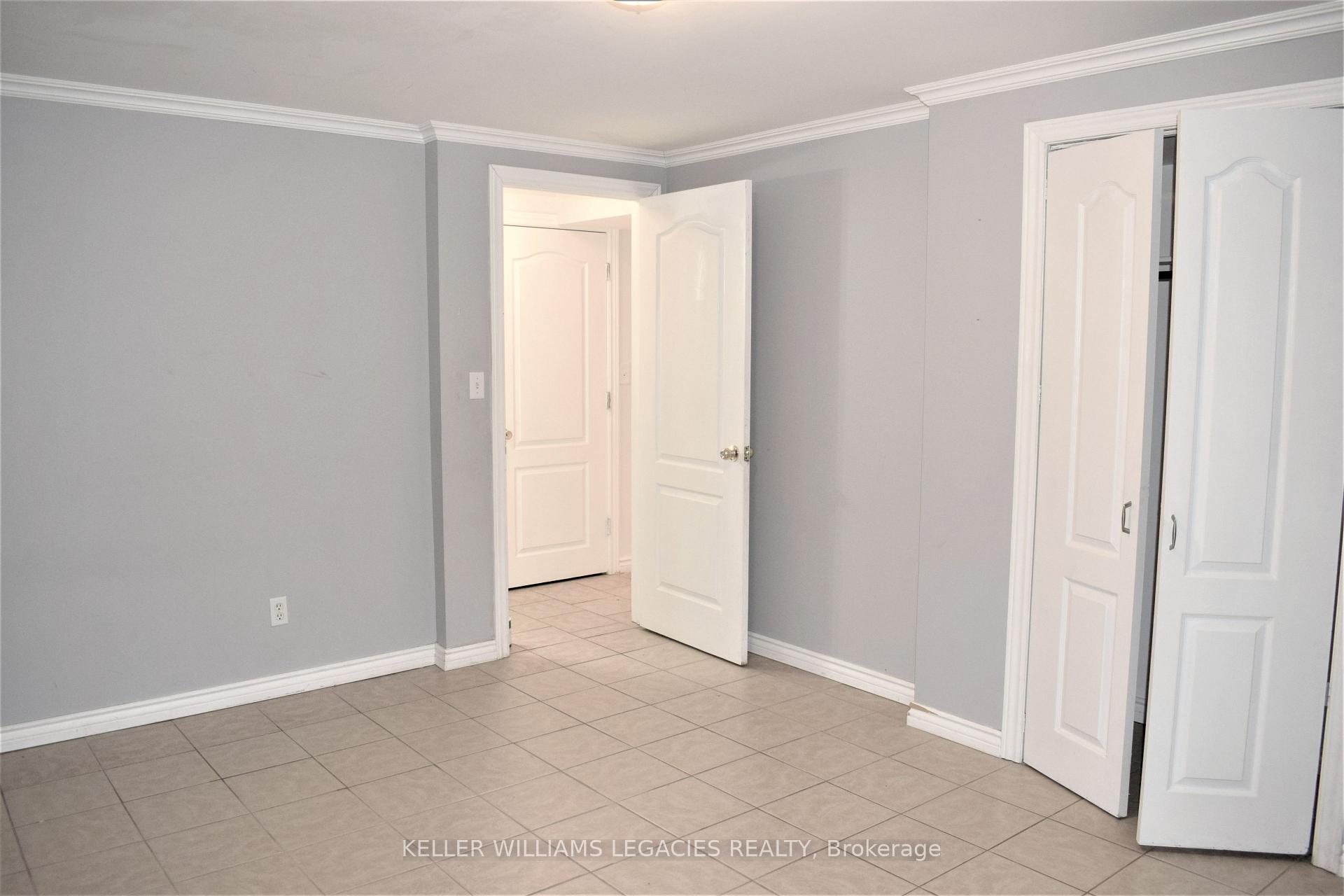 Photo 9 of 54 Equator Crescent, Vaughan, Vellore Village — HOMEH