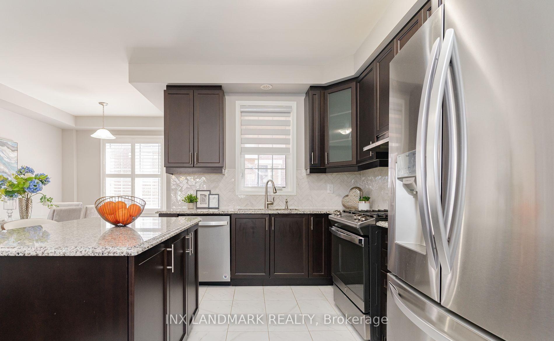 Photo 2 of 38 Fiesta Way, Whitby, Rural Whitby — HOMEH