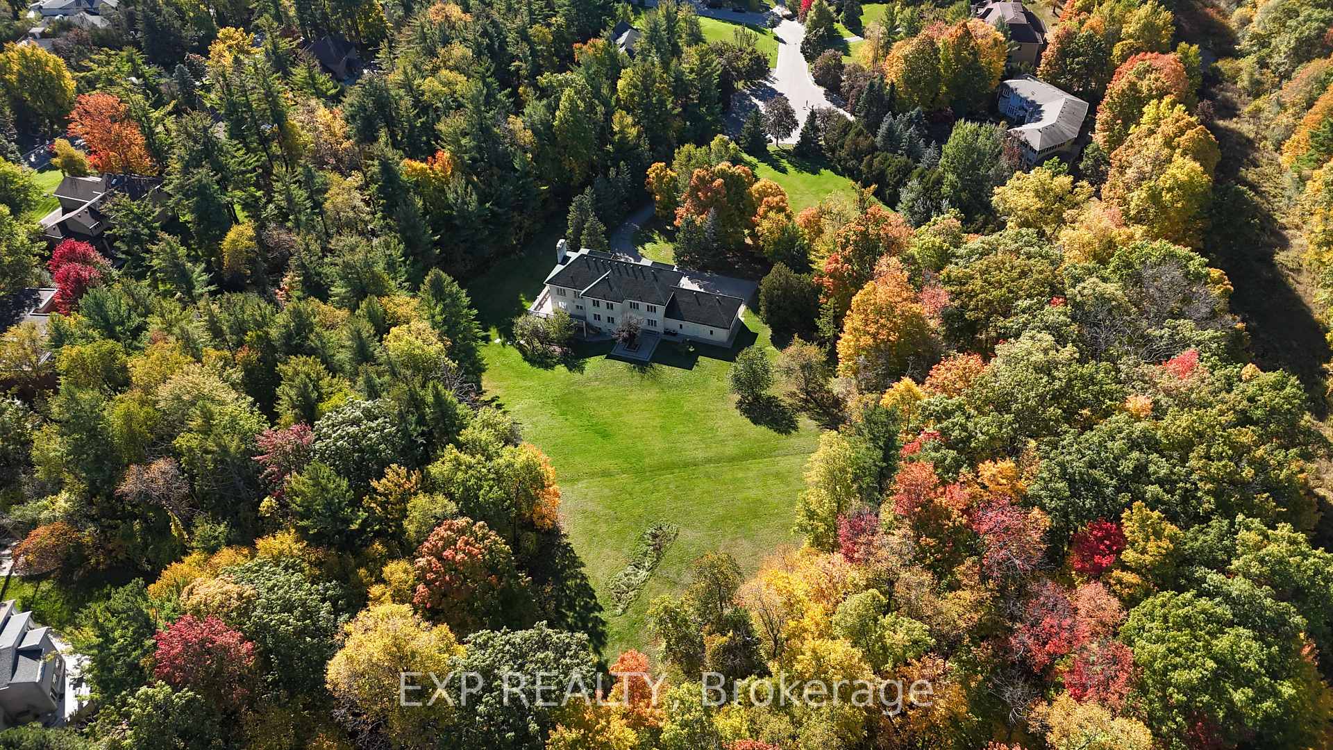 Photo 1 of 77 Silver Fox Place, Vaughan, Rural Vaughan — HOMEH