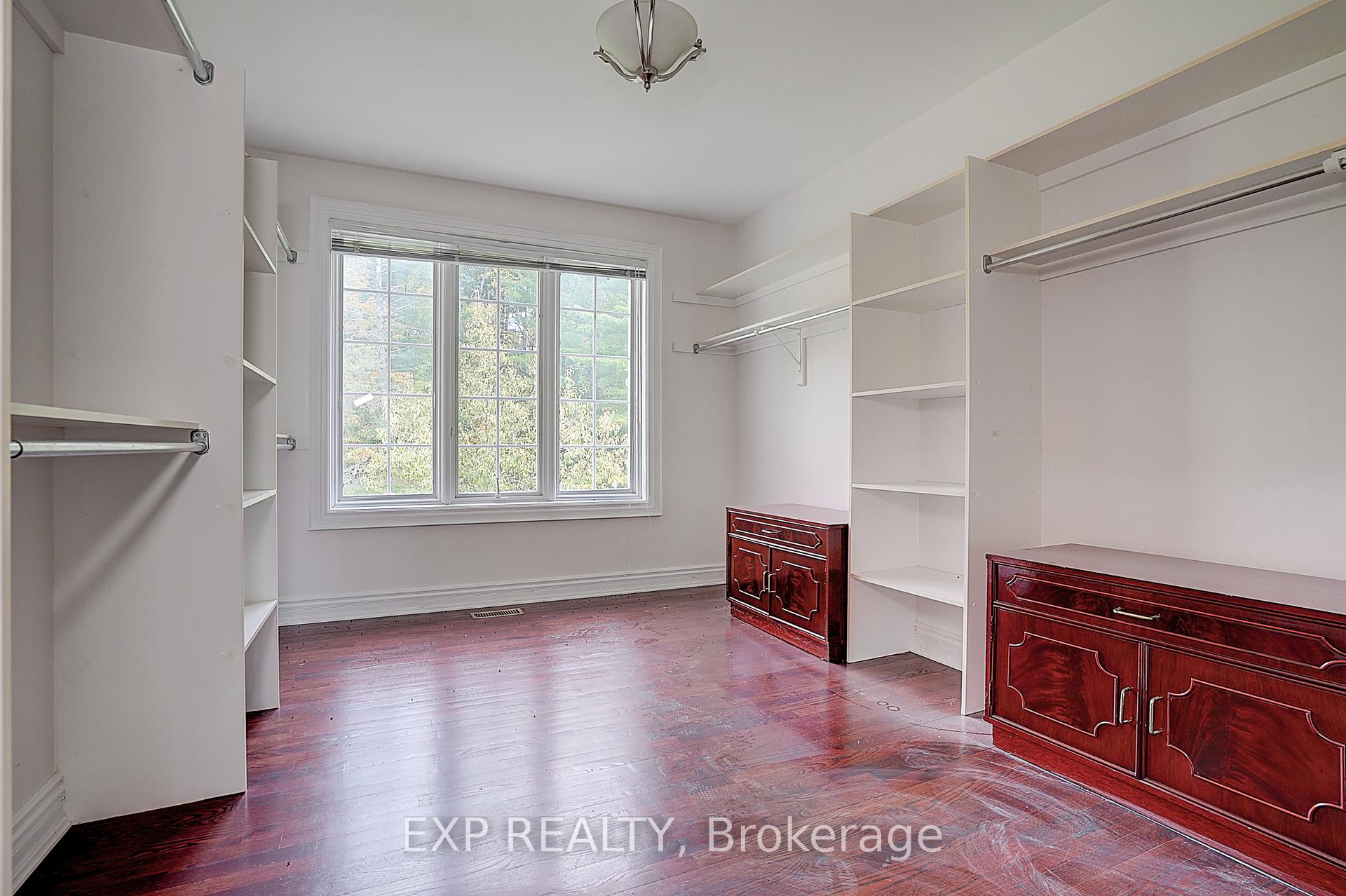 Photo 17 of 77 Silver Fox Place, Vaughan, Rural Vaughan — HOMEH