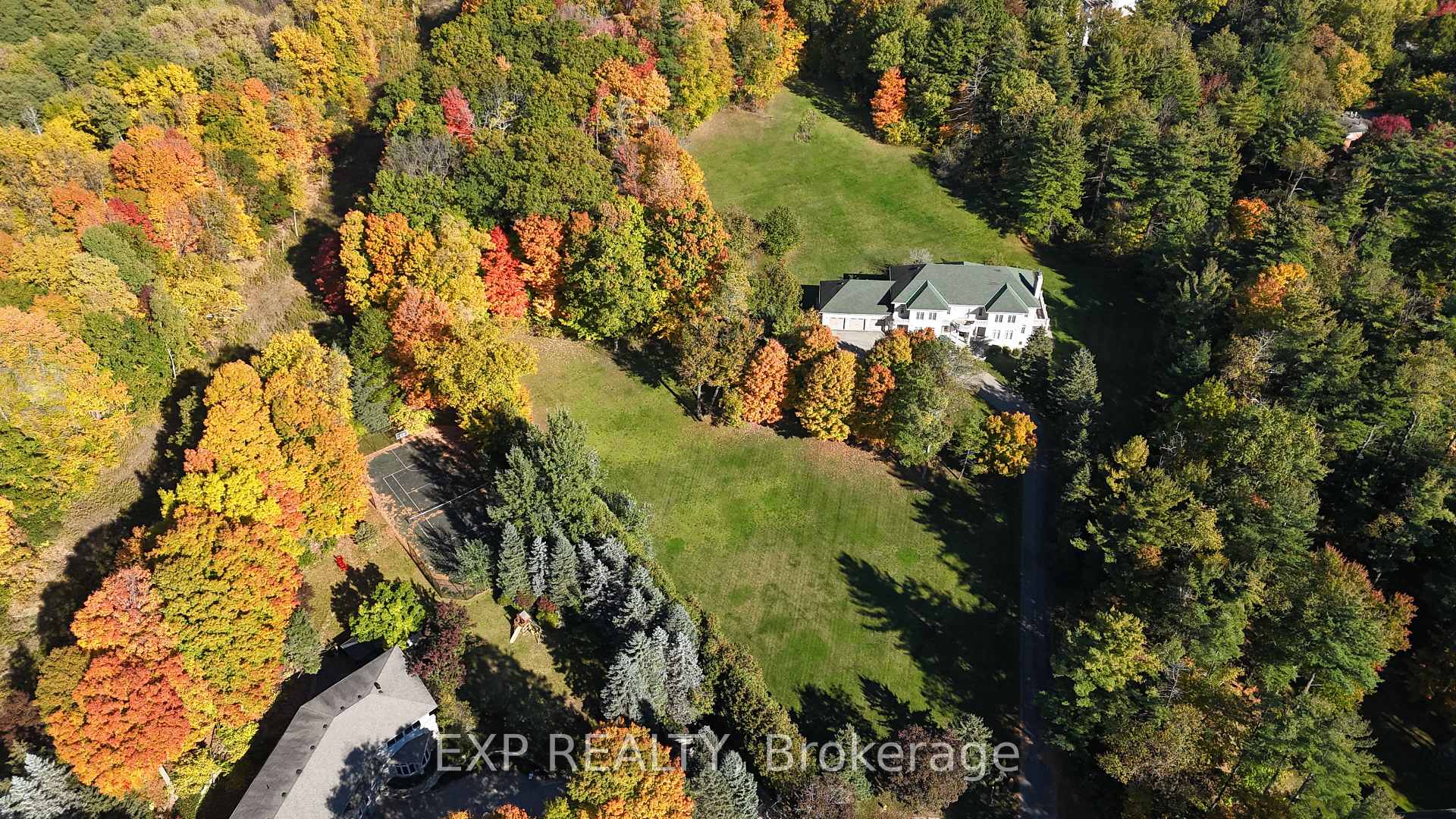 Photo 49 of 77 Silver Fox Place, Vaughan, Rural Vaughan — HOMEH