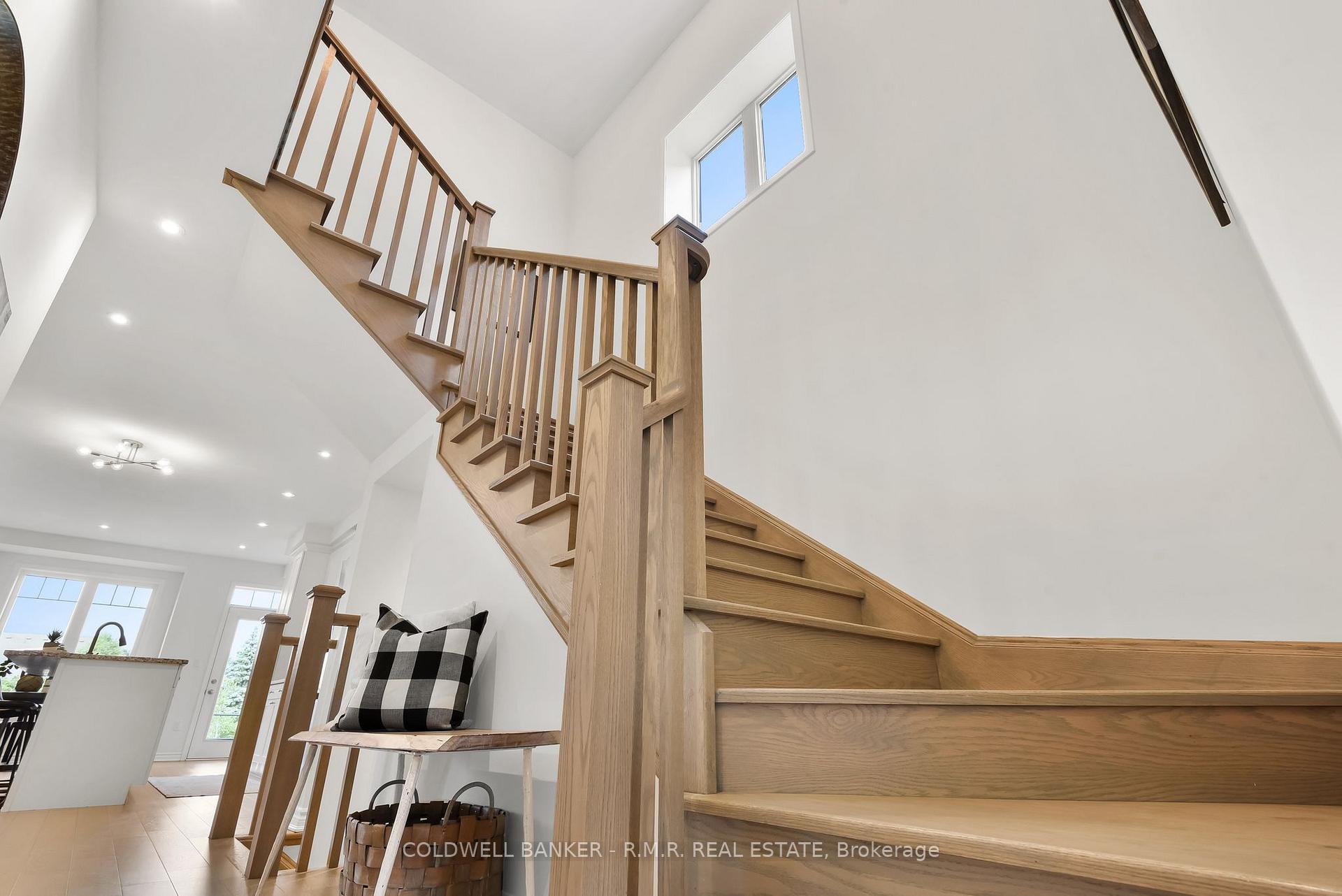 Photo 23 of 179 Westfield Drive, Whitby, Rural Whitby — HOMEH