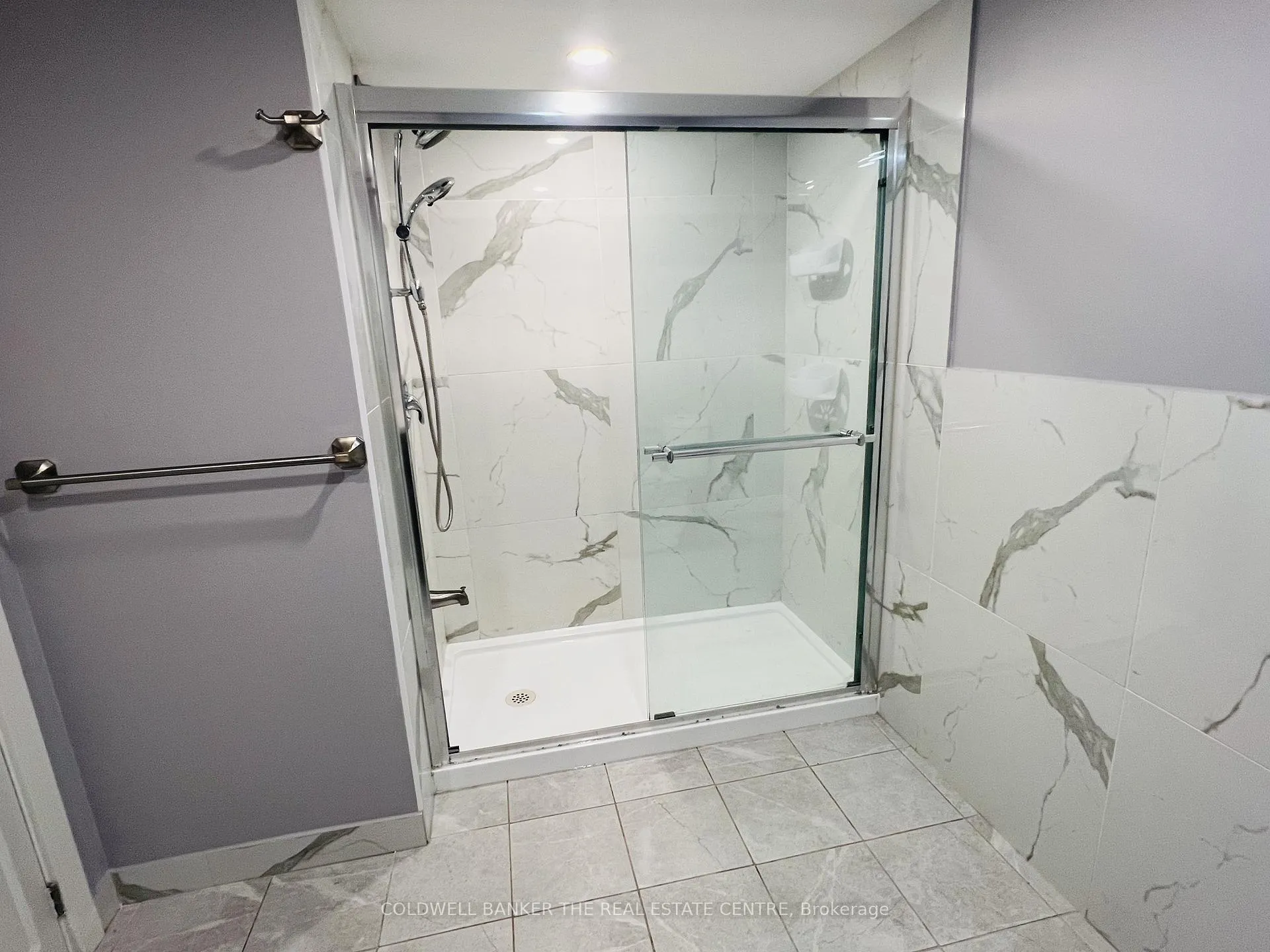 Photo 13 of Unit Bsmt, 208 Wellington Street E, Barrie, Wellington — HOMEH