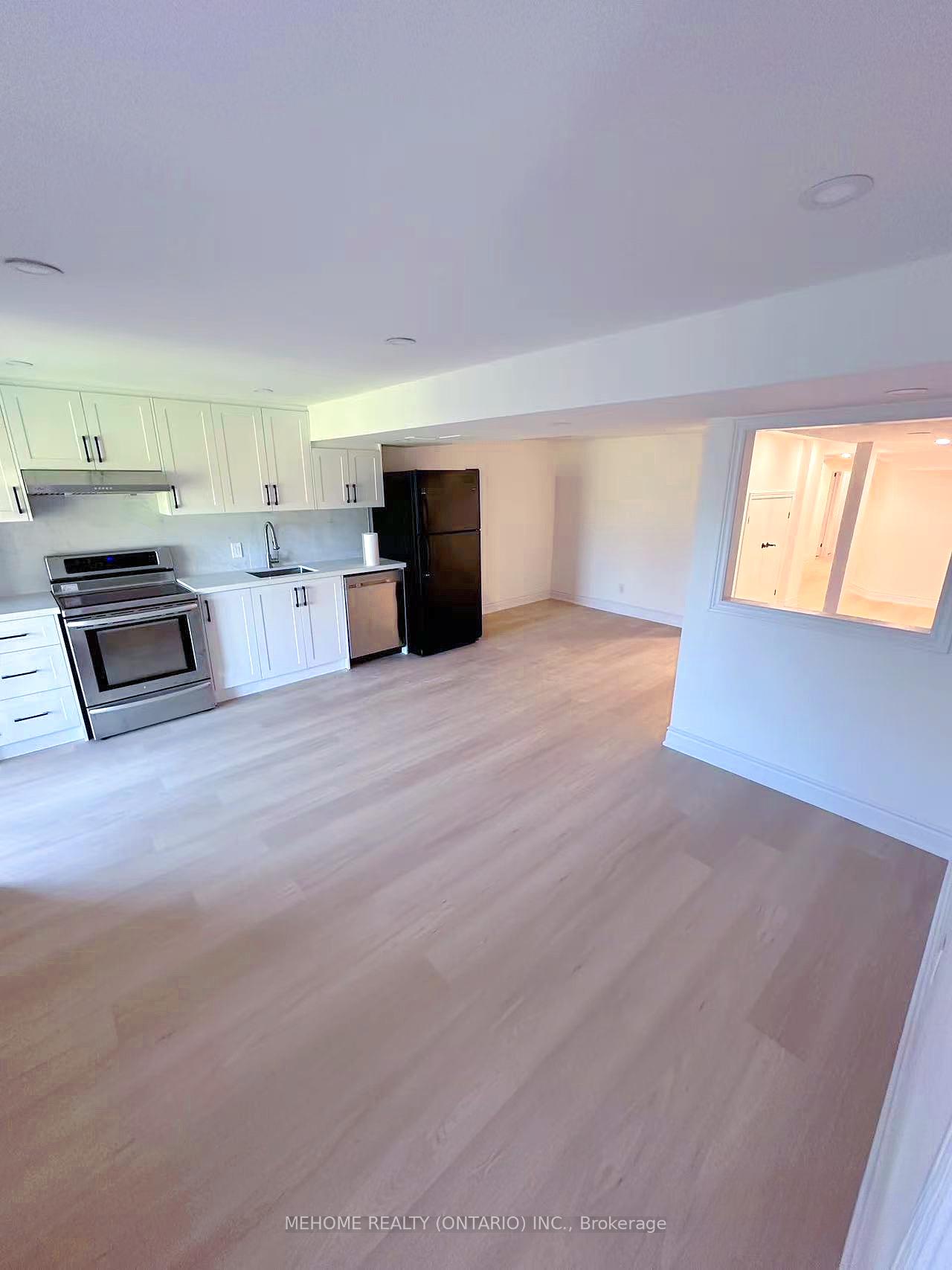 Photo 5 of Unit Walkout Basement, 65 Knightshade Drive, Vaughan, Patterson — HOMEH