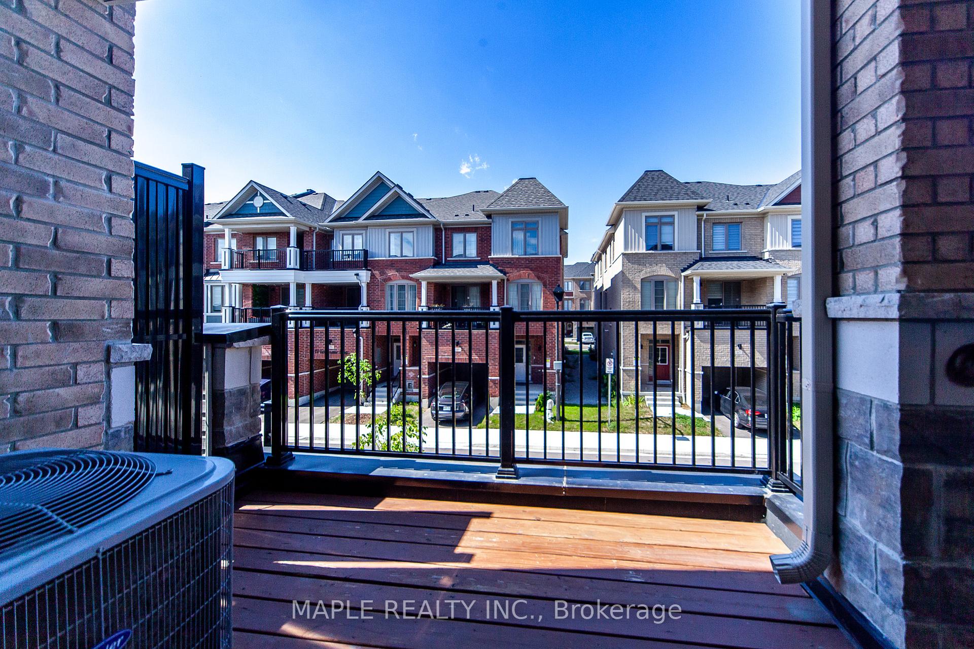 Photo 18 of 70 Waterside Way, Whitby, Port Whitby — HOMEH