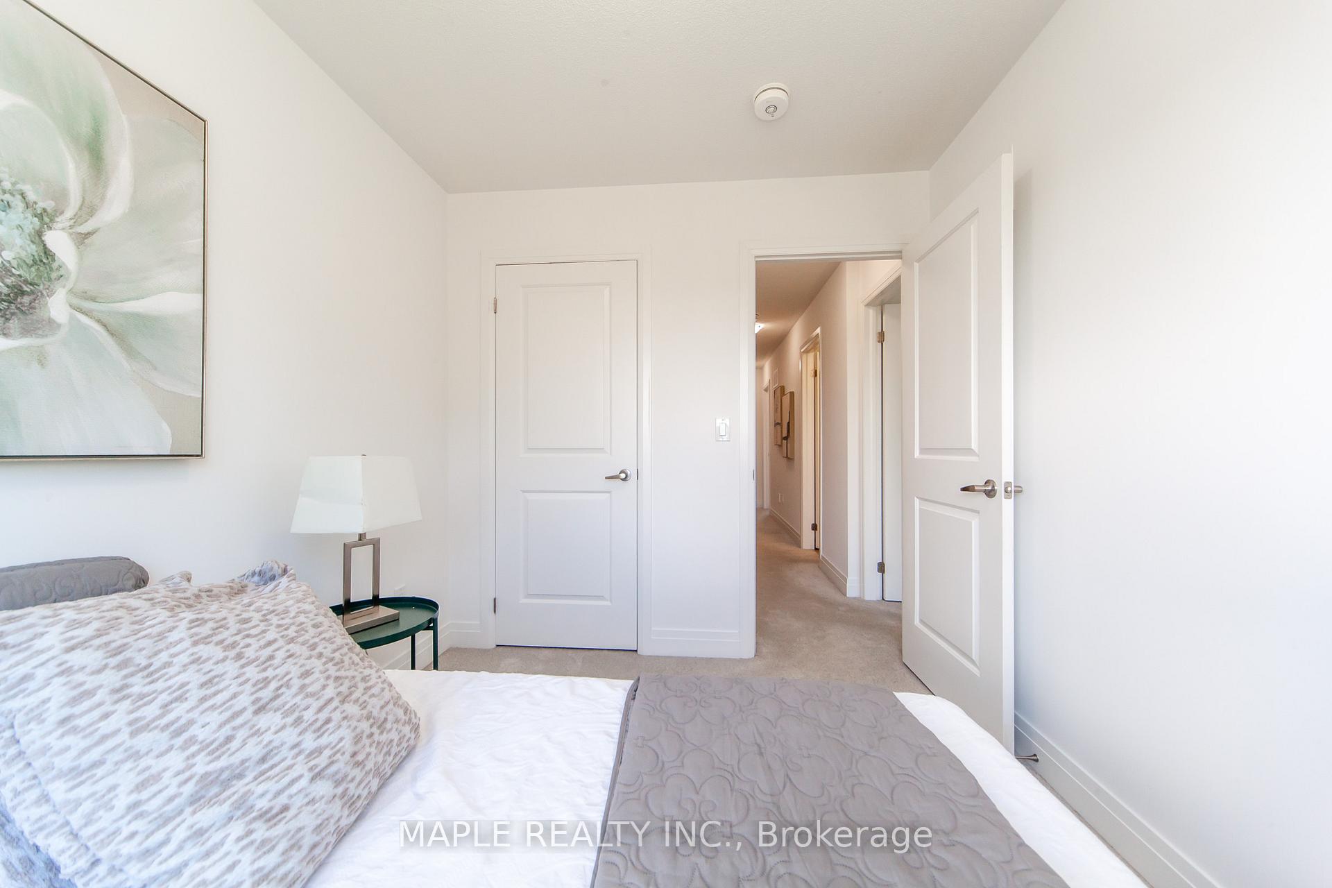 Photo 42 of 70 Waterside Way, Whitby, Port Whitby — HOMEH