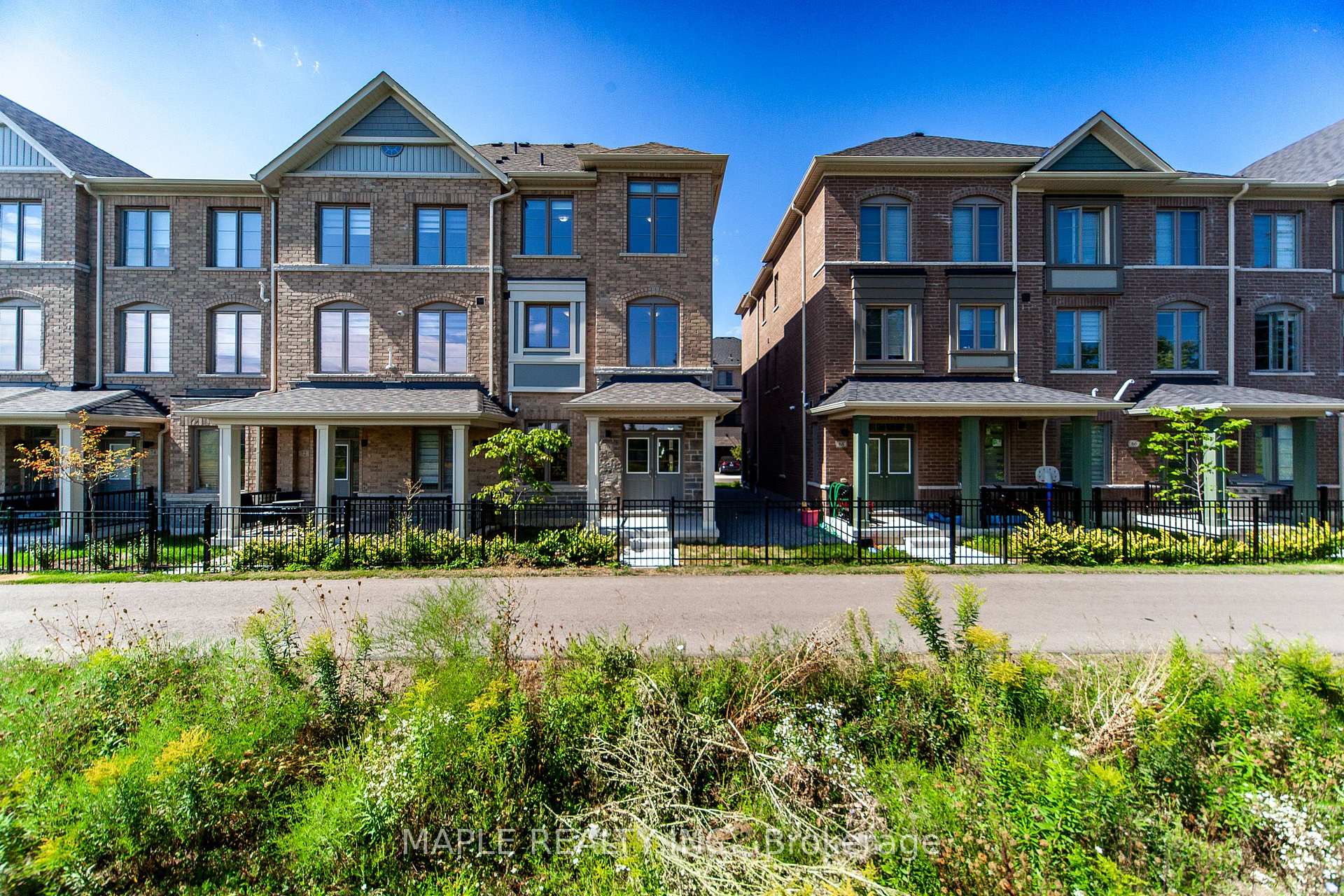 Photo 45 of 70 Waterside Way, Whitby, Port Whitby — HOMEH