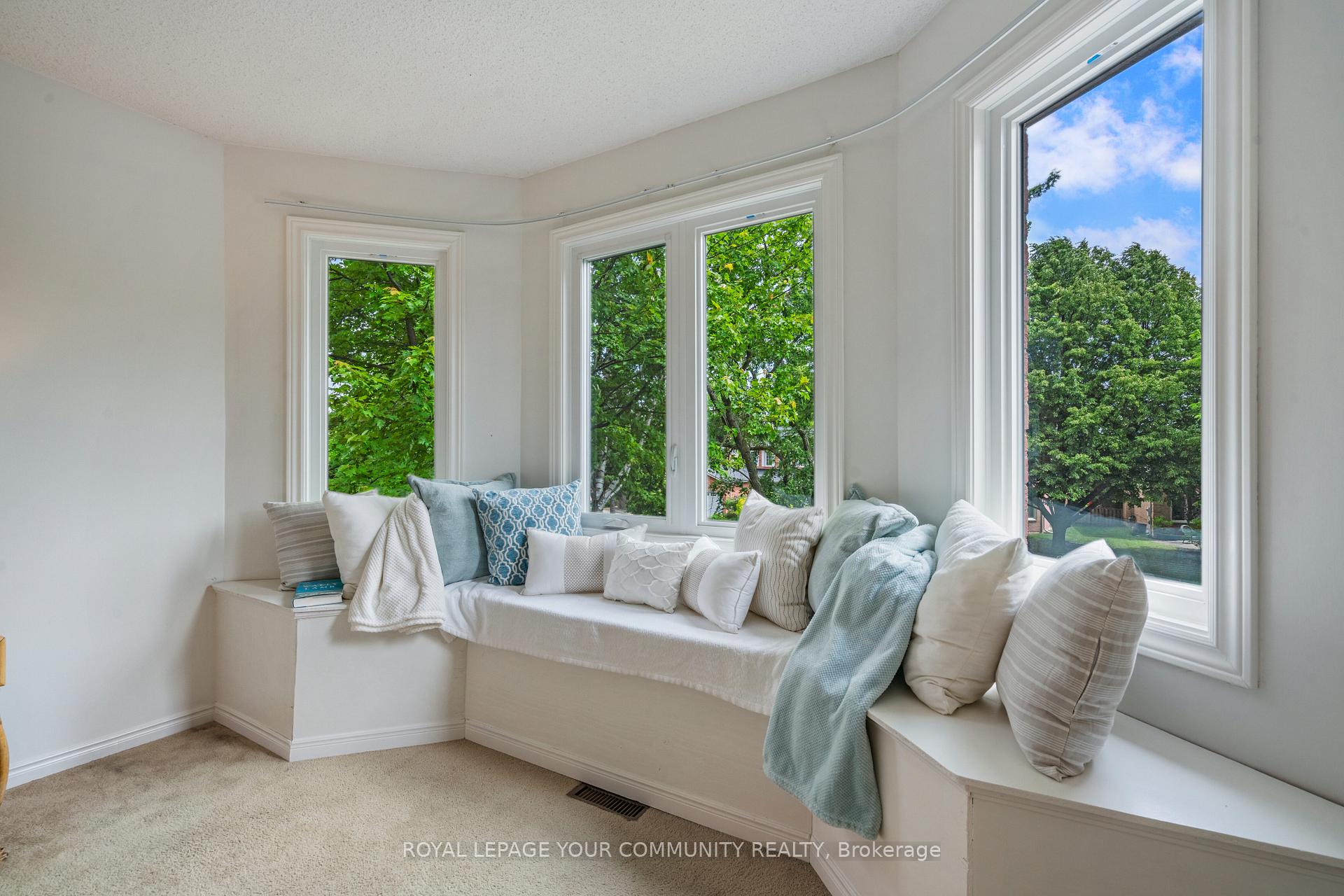 Photo 11 of 209 Tamarac Trail, Aurora, Aurora Highlands — HOMEH