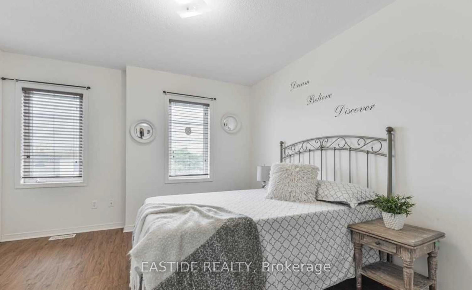 Photo 10 of 297 Monarch Avenue, Ajax, South West — HOMEH