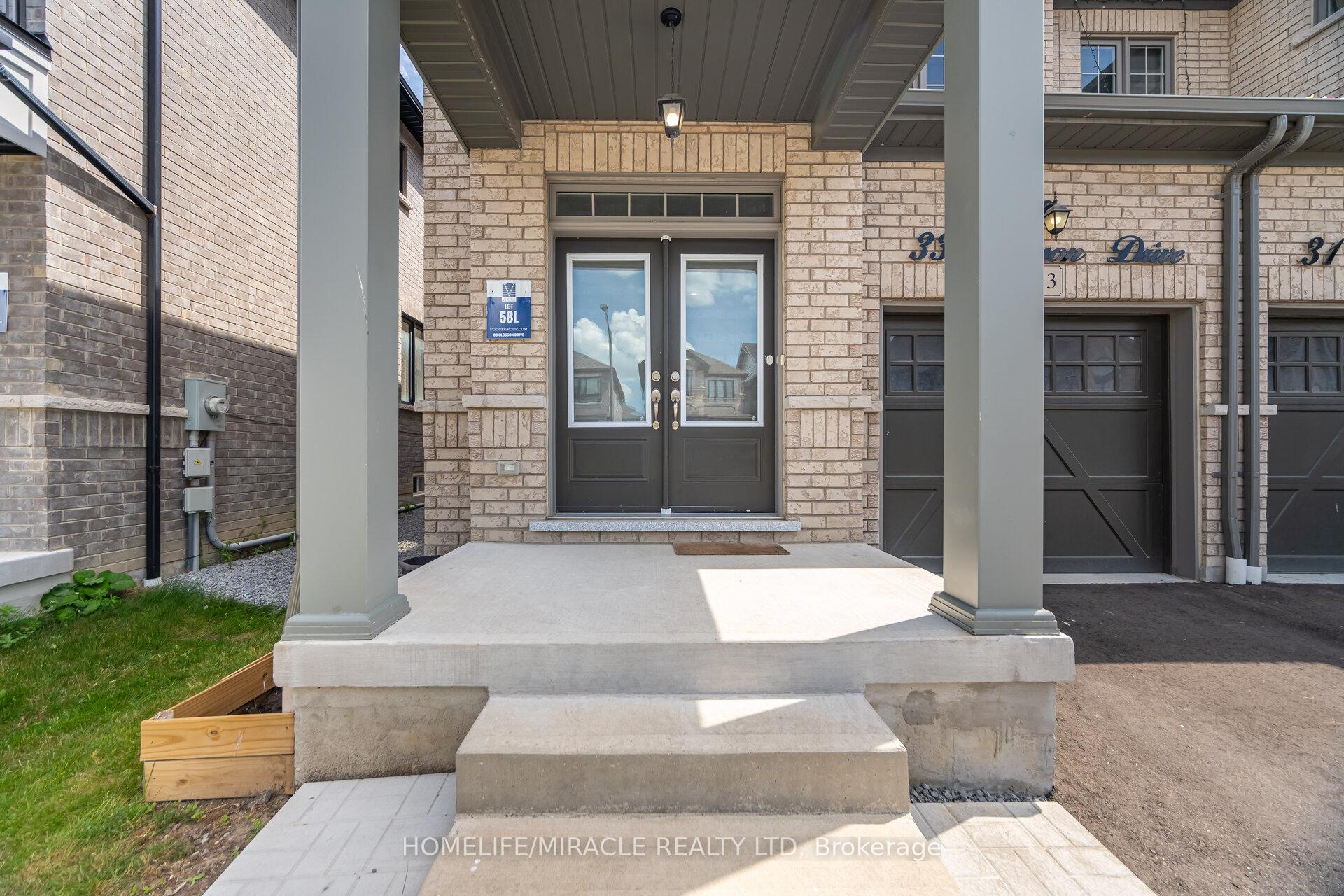 Photo 4 of 33 Closson Drive, Whitby, Rural Whitby — HOMEH