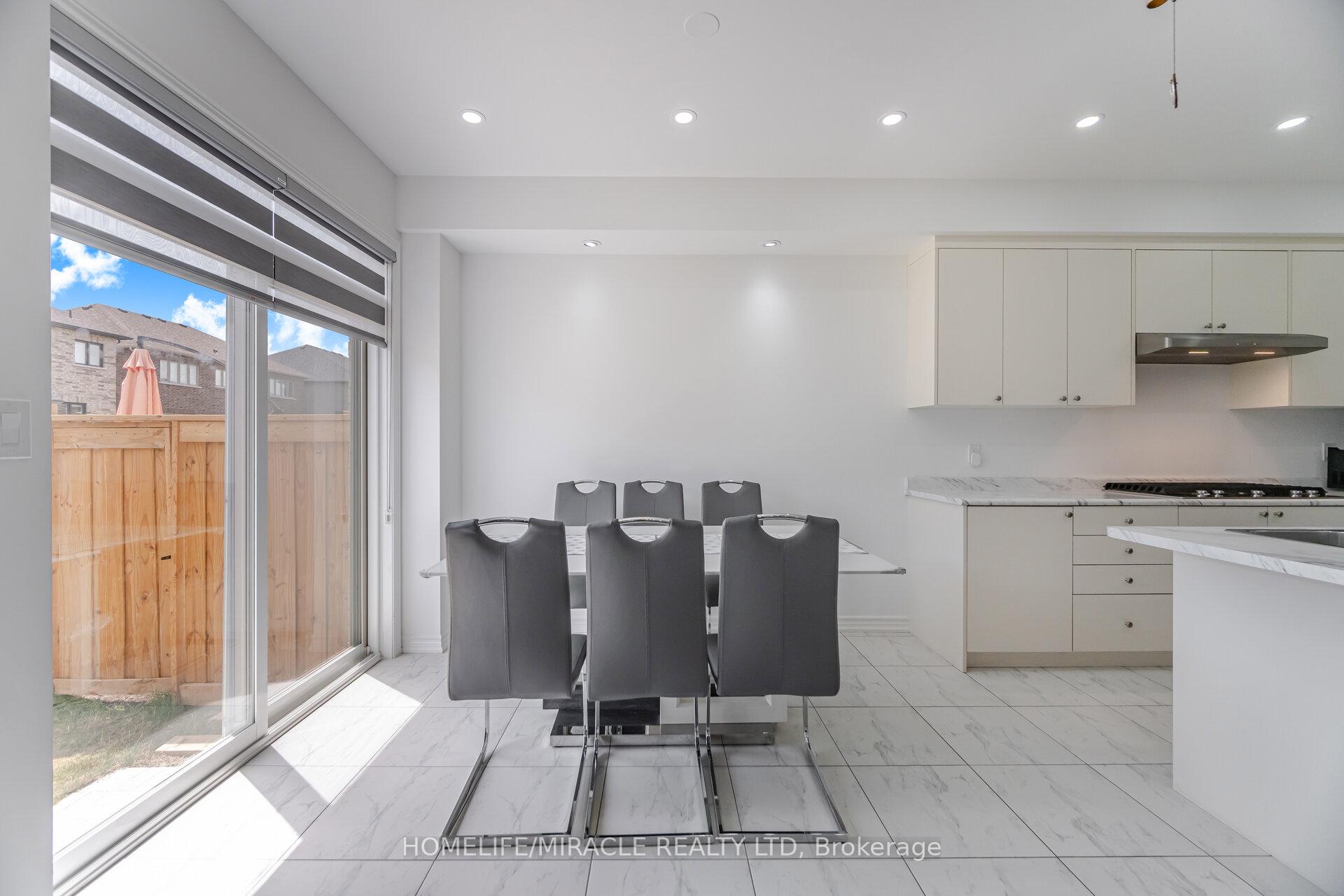 Photo 15 of 33 Closson Drive, Whitby, Rural Whitby — HOMEH