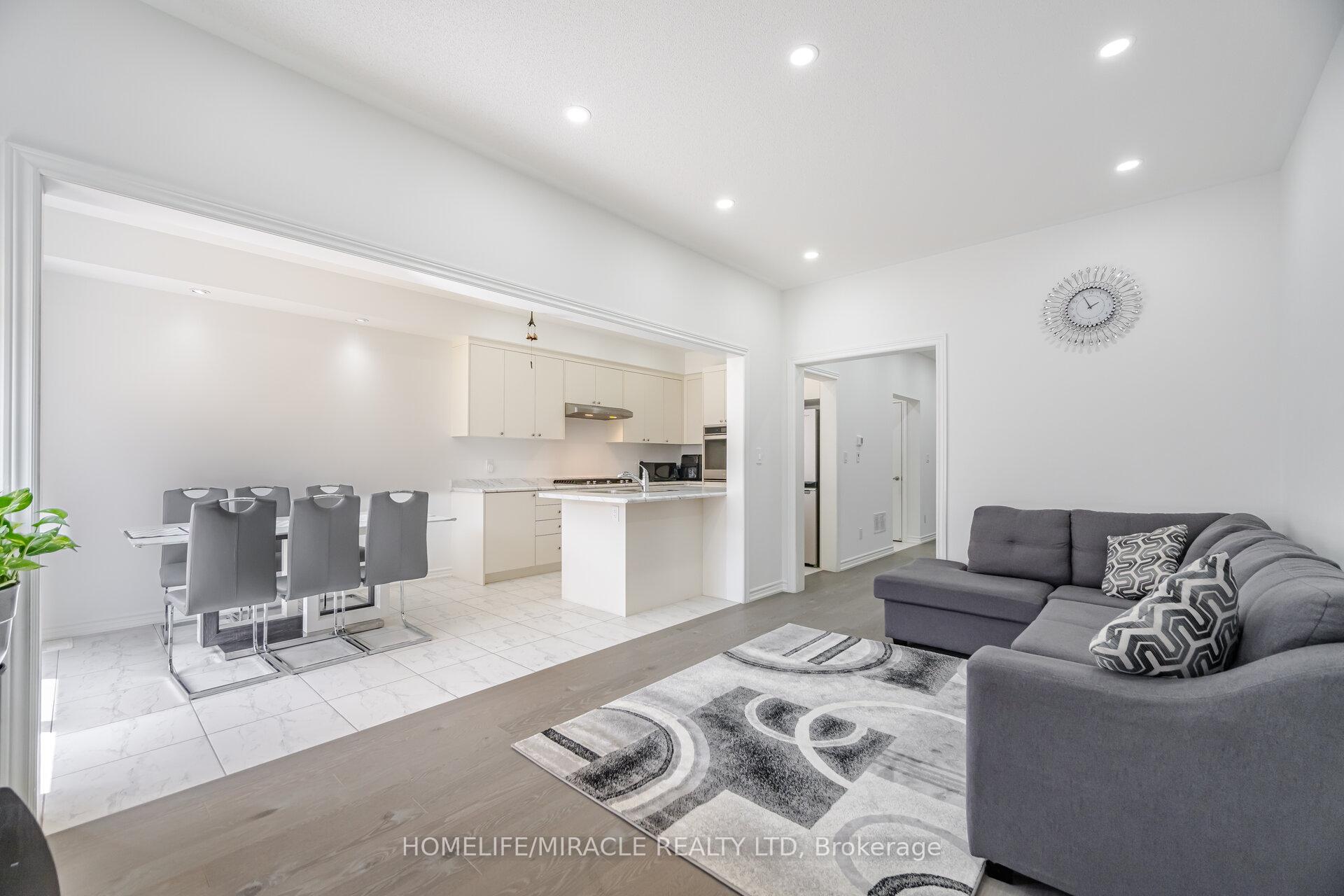 Photo 19 of 33 Closson Drive, Whitby, Rural Whitby — HOMEH