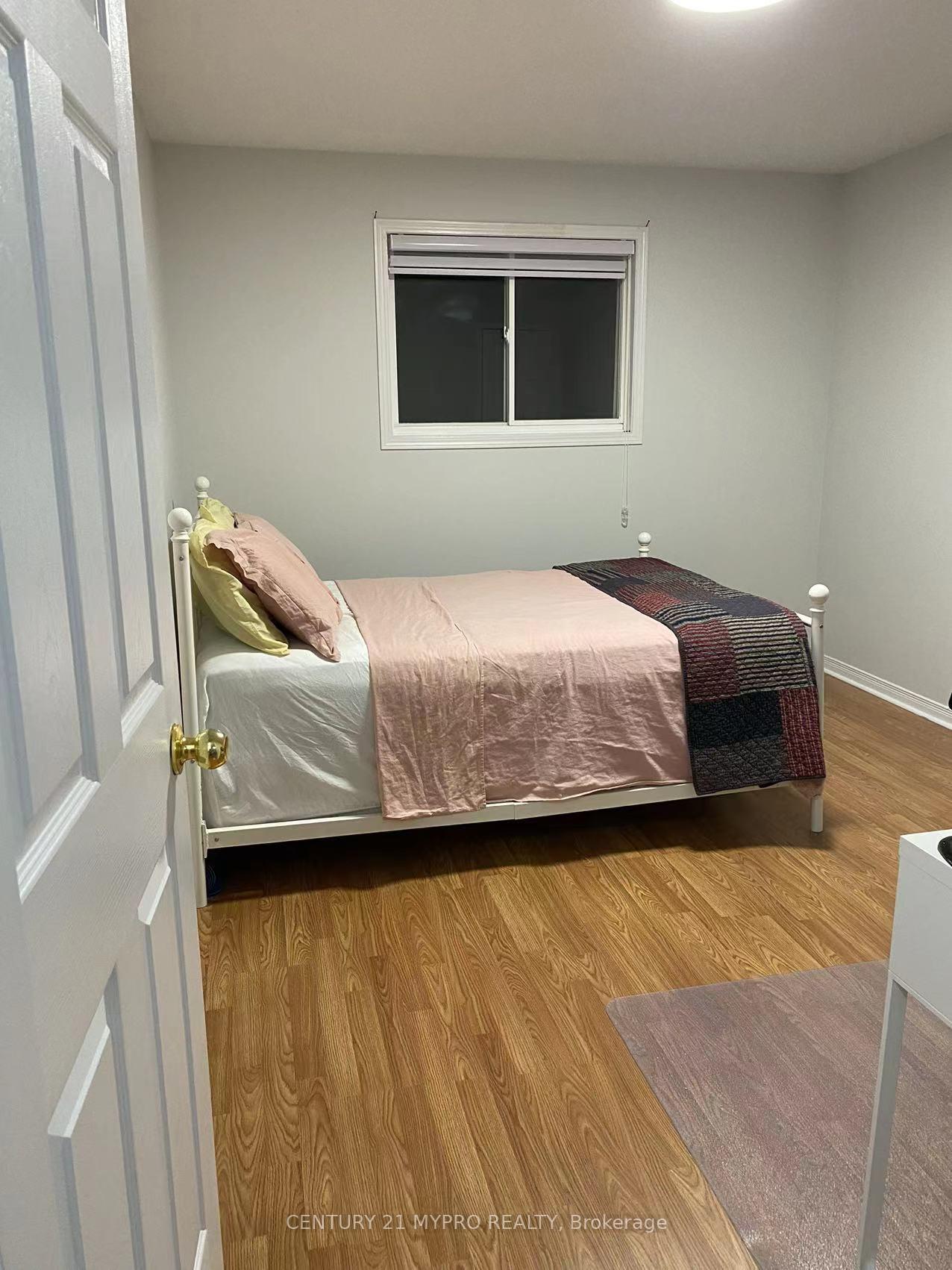 Photo 10 of 54 Gabrielle Crescent, Whitby, Rolling Acres — HOMEH