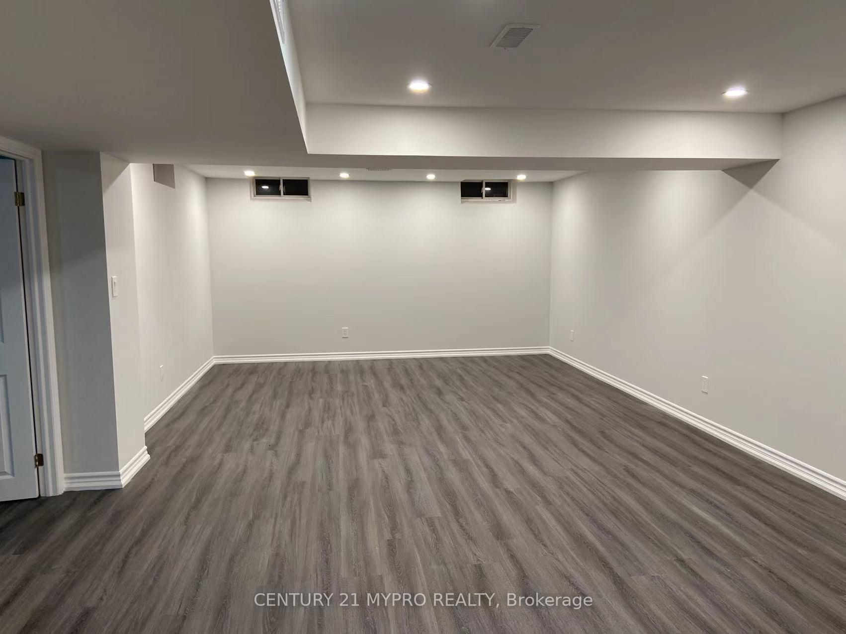 Photo 15 of 54 Gabrielle Crescent, Whitby, Rolling Acres — HOMEH