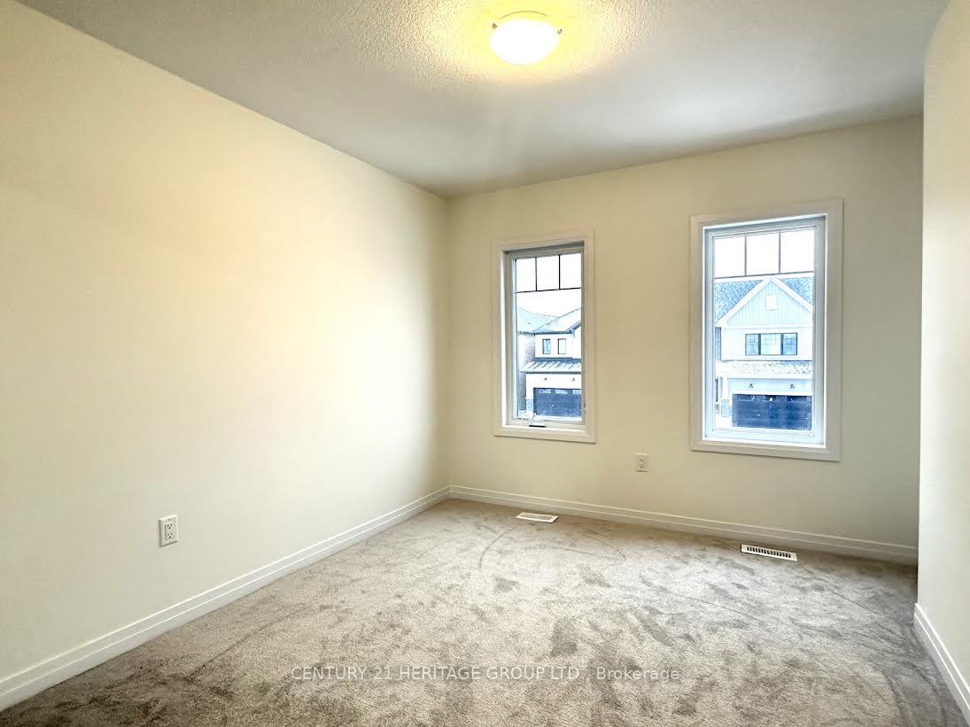 Photo 24 of 307 Port Crescent, Welland, Dain City — HOMEH