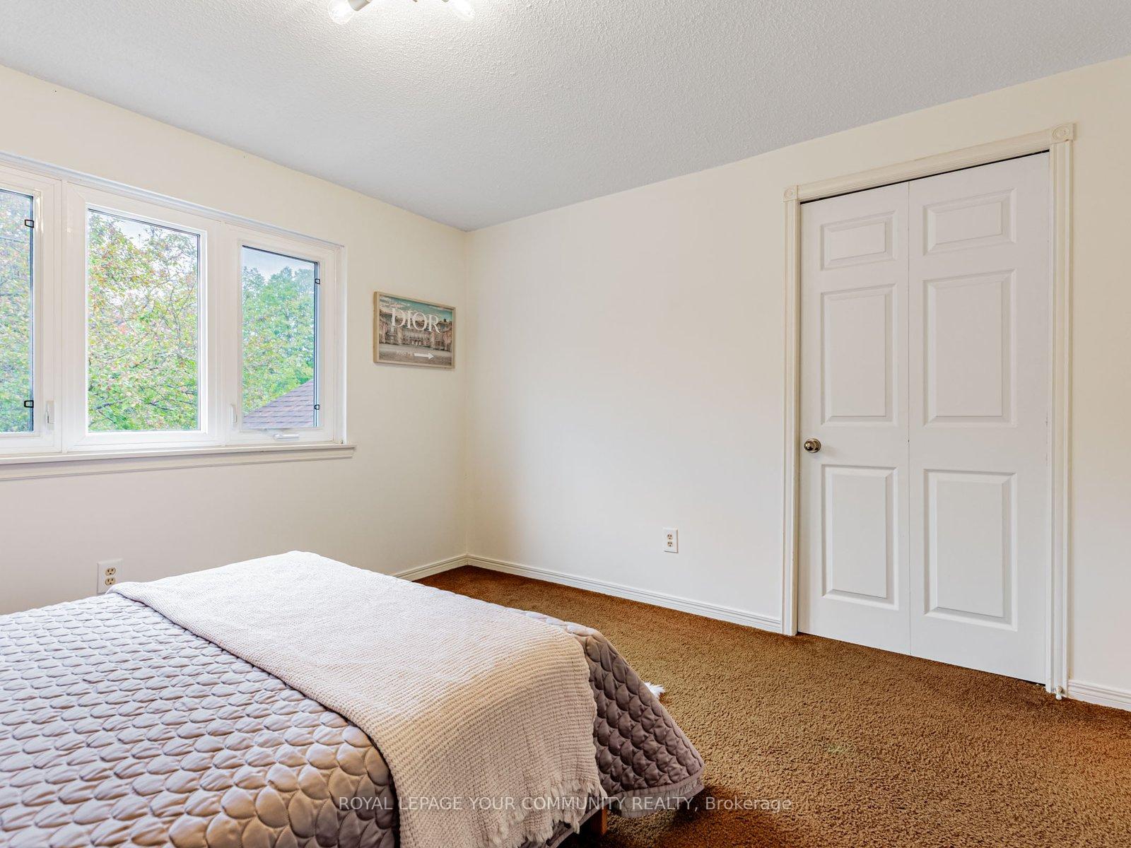 Photo 7 of 46 Peter Andrew Crescent, Vaughan, Brownridge — HOMEH