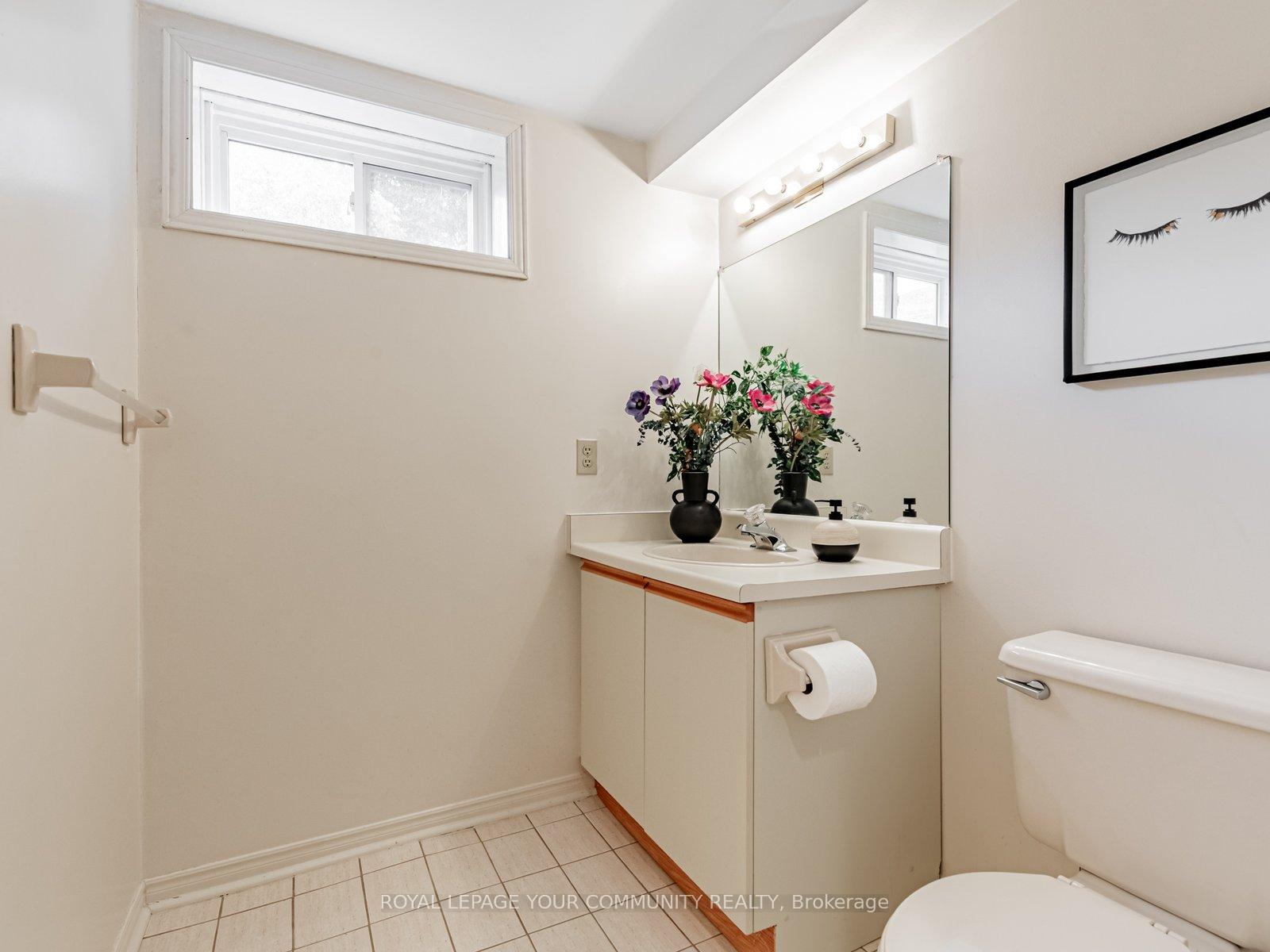 Photo 15 of 46 Peter Andrew Crescent, Vaughan, Brownridge — HOMEH