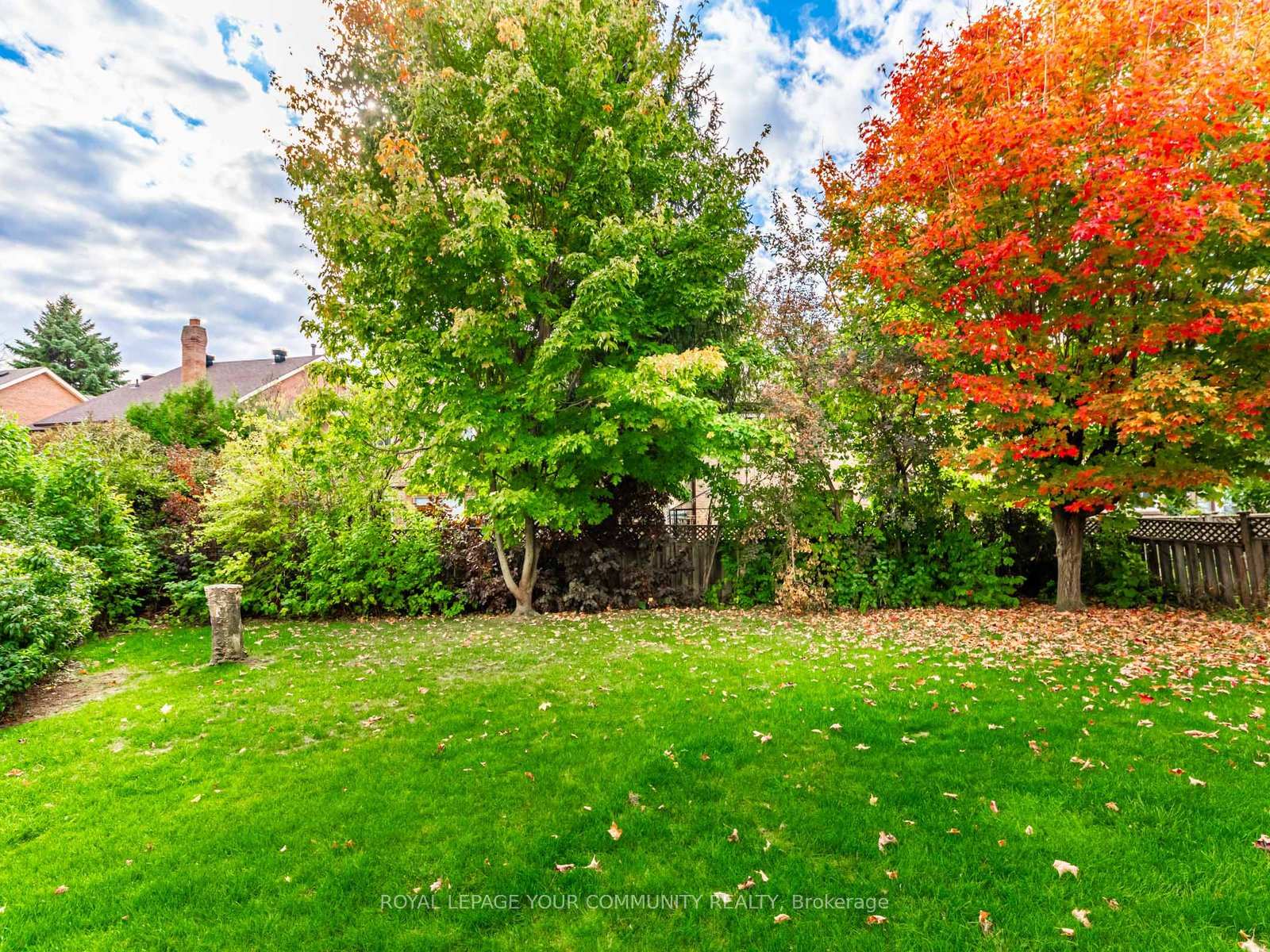 Photo 21 of 46 Peter Andrew Crescent, Vaughan, Brownridge — HOMEH