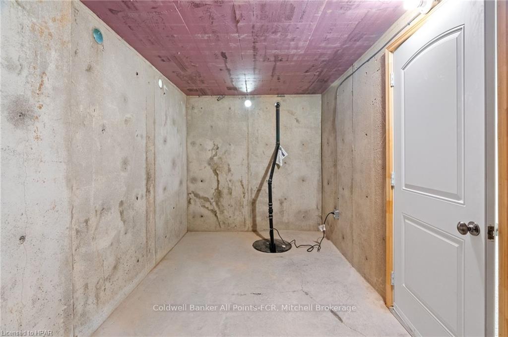 Photo 35 of 19 Pickett Court, West Perth, Mitchell — HOMEH