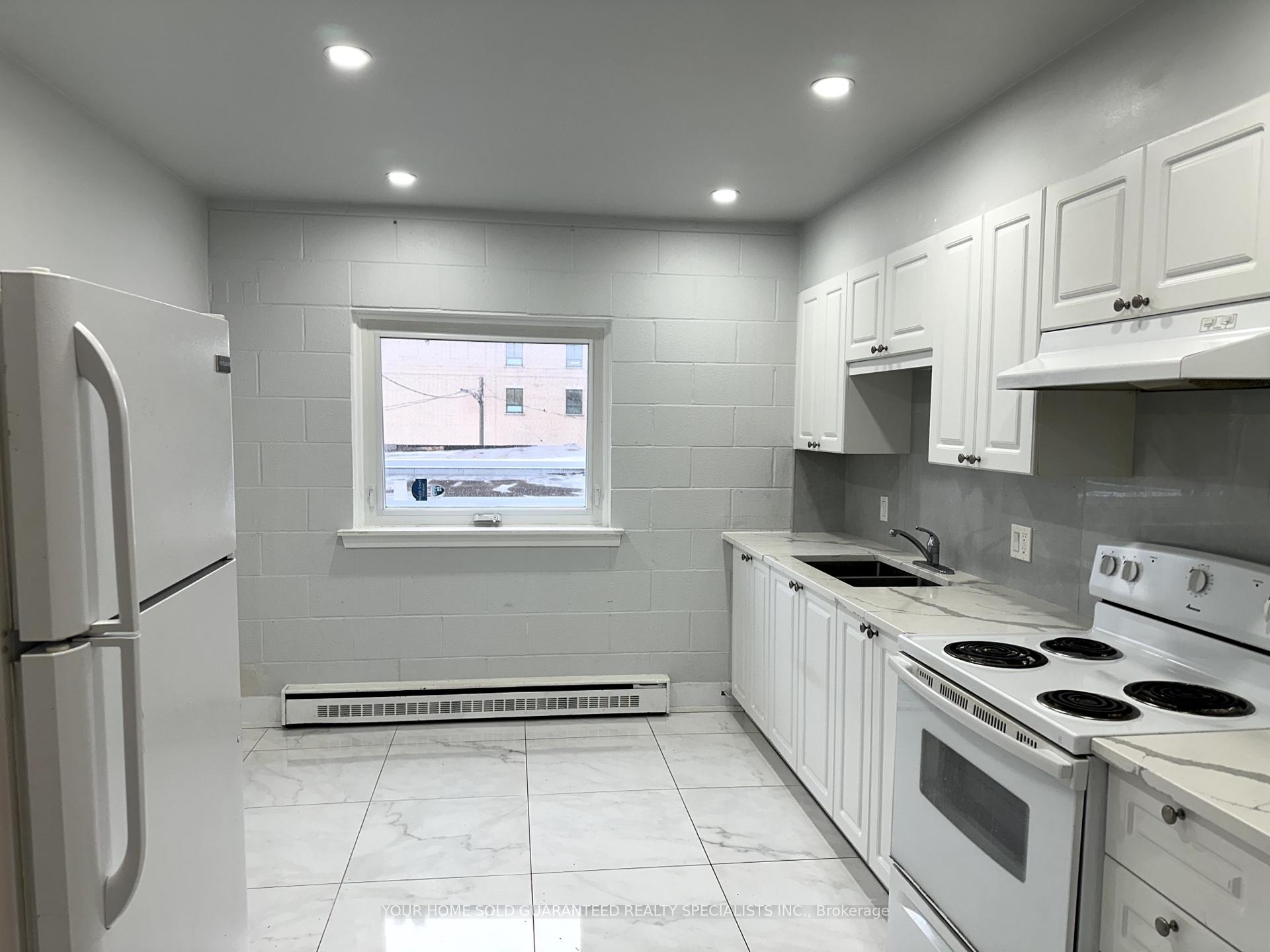 Photo 2 of Unit 1, 10 Mosley Street, Aurora, Aurora Village — HOMEH