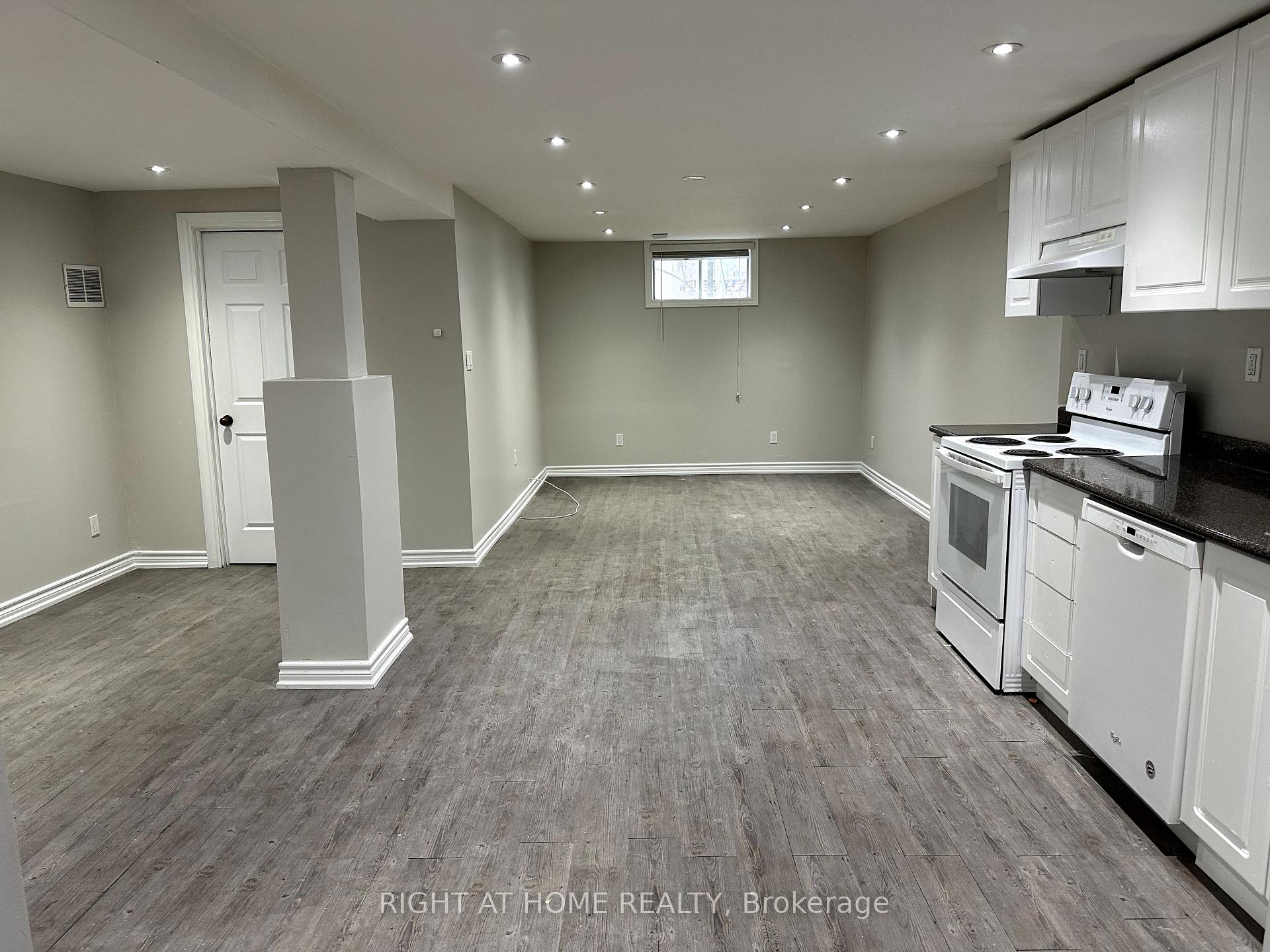 Photo 1 of 355 Dovedale Drive, Whitby, Downtown Whitby — HOMEH