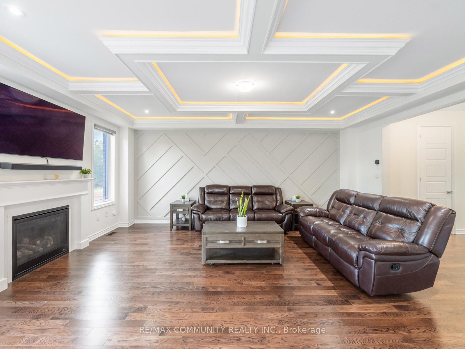 Photo 9 of 80 Barkerville Drive, Whitby, Lynde Creek — HOMEH