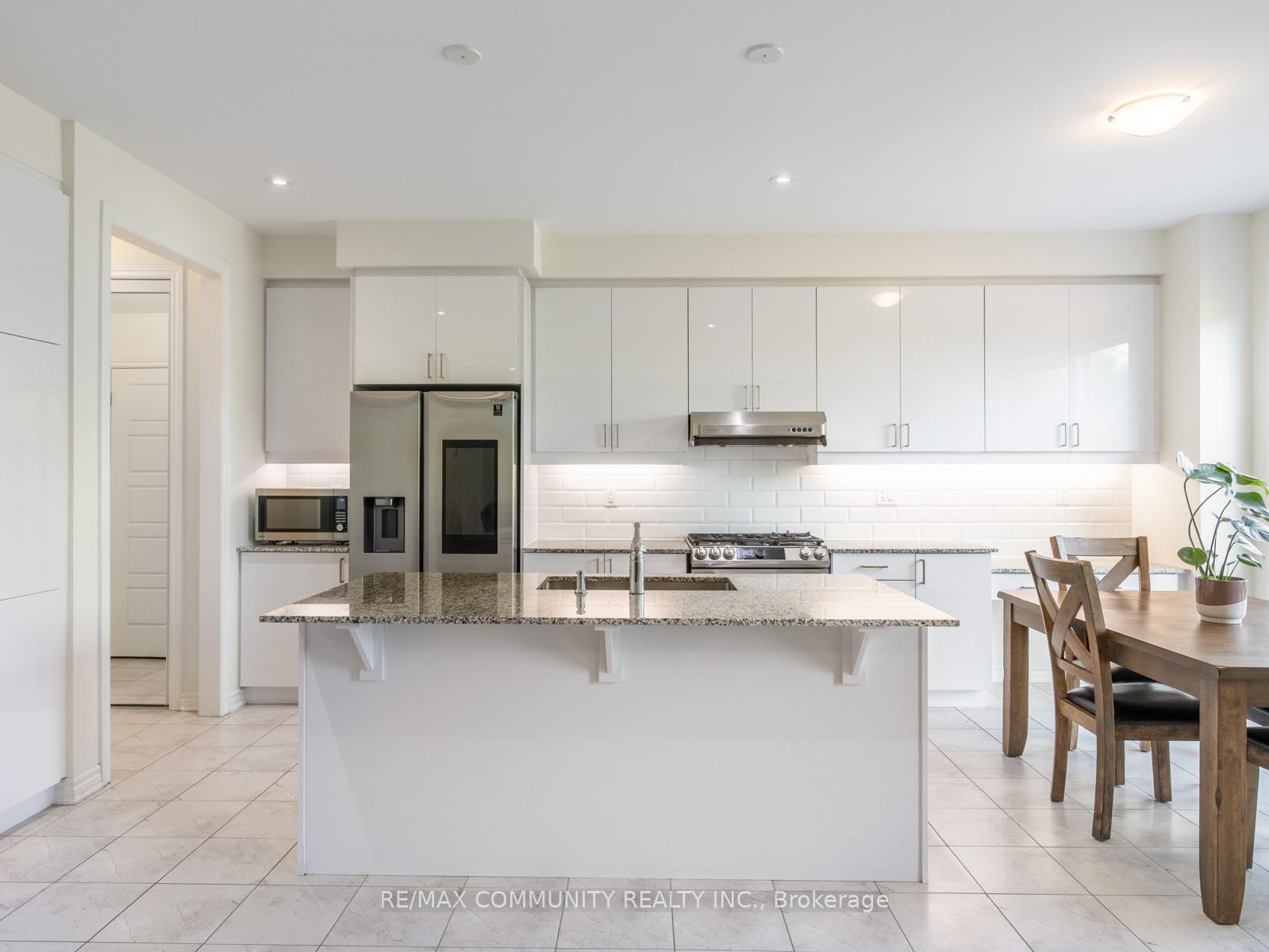 Photo 21 of 80 Barkerville Drive, Whitby, Lynde Creek — HOMEH