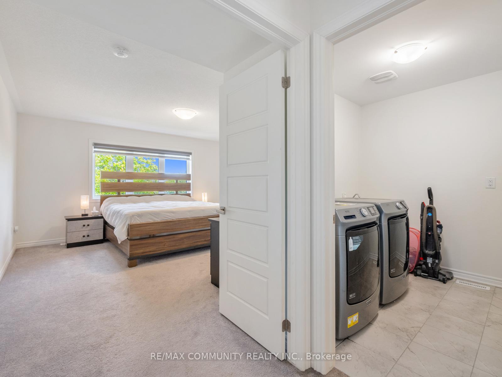 Photo 23 of 80 Barkerville Drive, Whitby, Lynde Creek — HOMEH