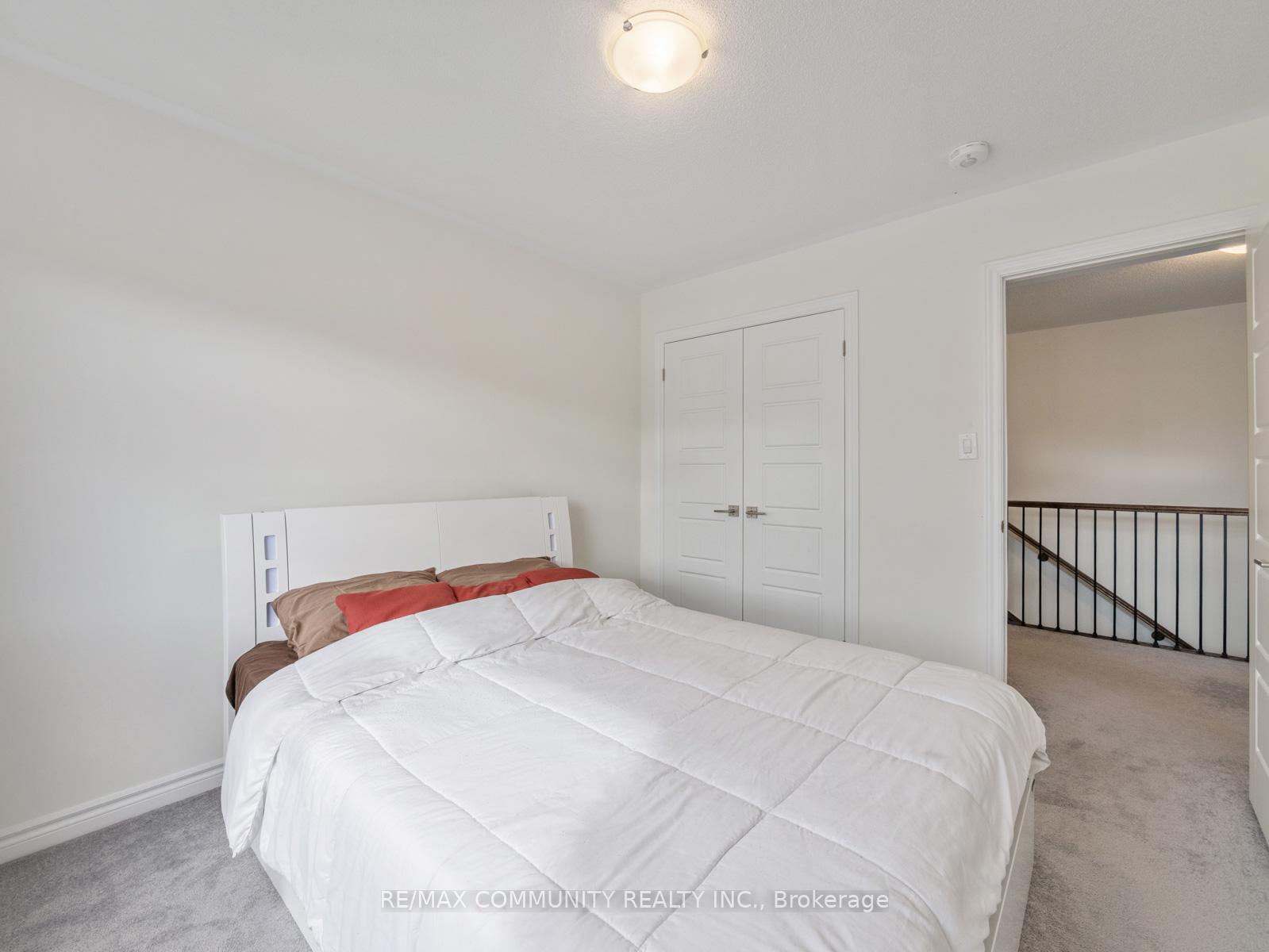 Photo 32 of 80 Barkerville Drive, Whitby, Lynde Creek — HOMEH