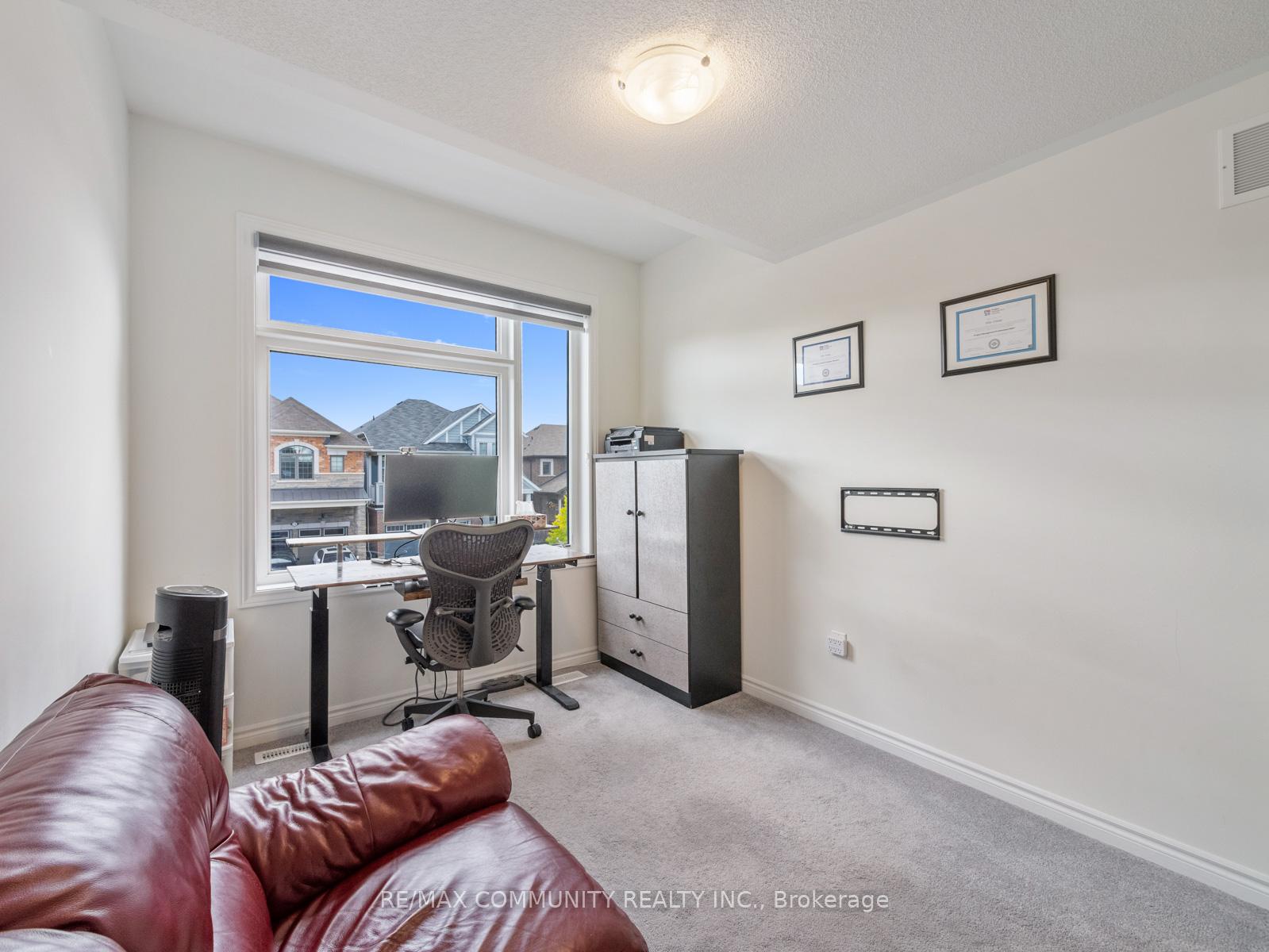 Photo 34 of 80 Barkerville Drive, Whitby, Lynde Creek — HOMEH